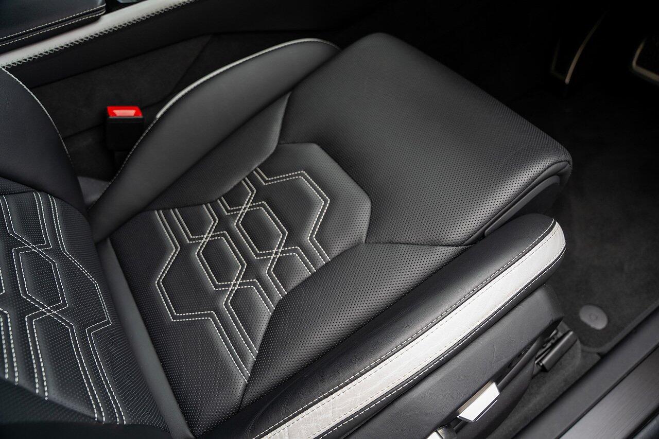 Lamborghini Urus view 49