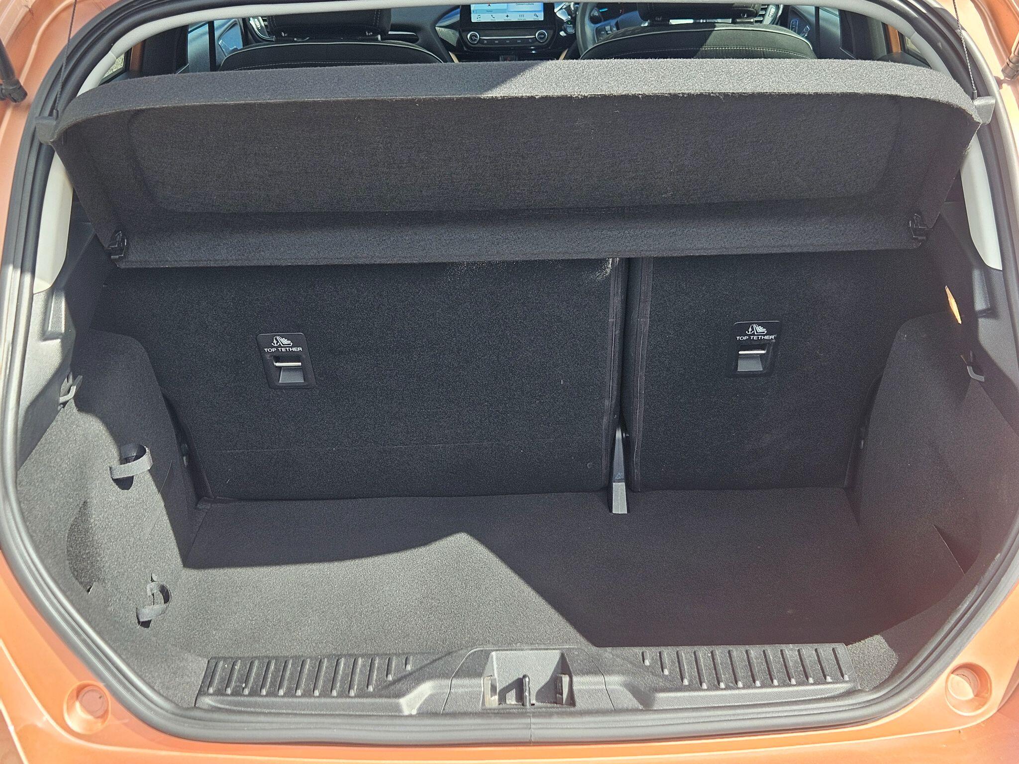 2017 Ford Fiesta image 53