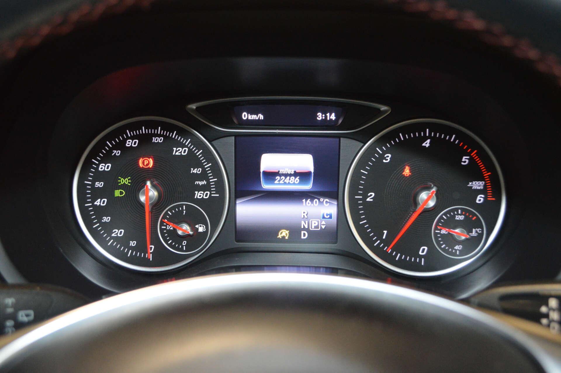 Mercedes-Benz B-Class view 18