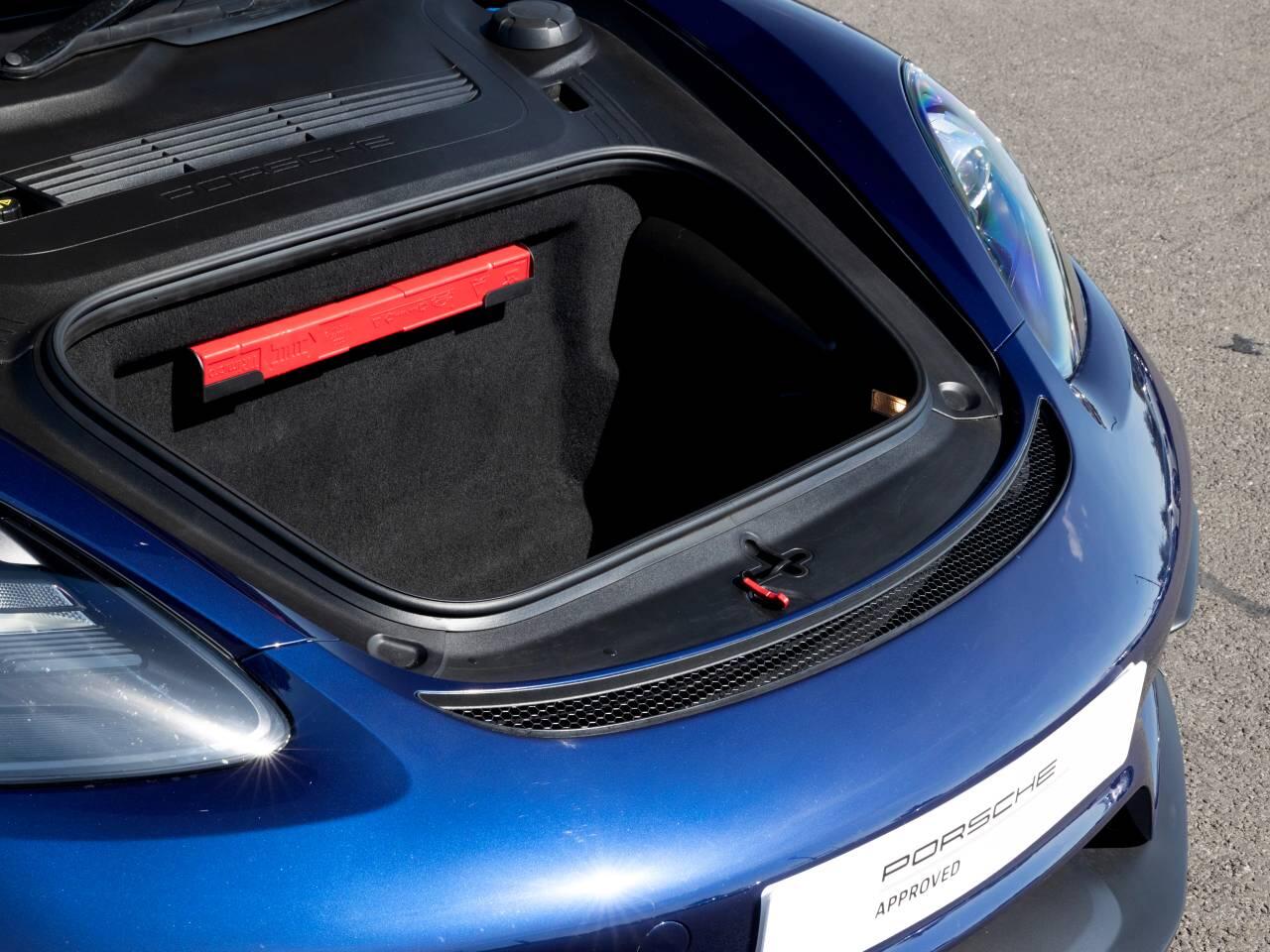 Porsche Cayman view 83