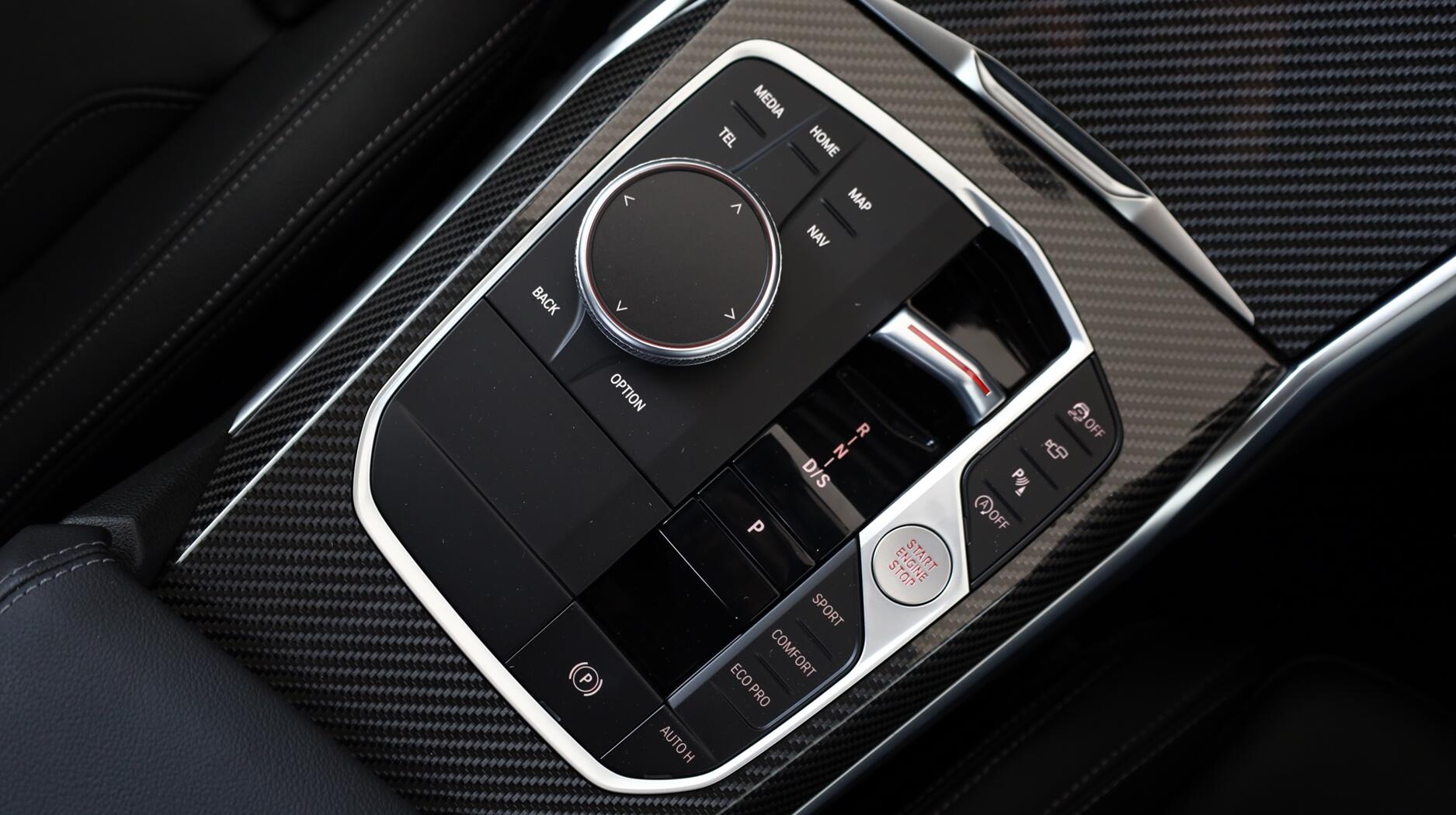BMW 3 Series view 10