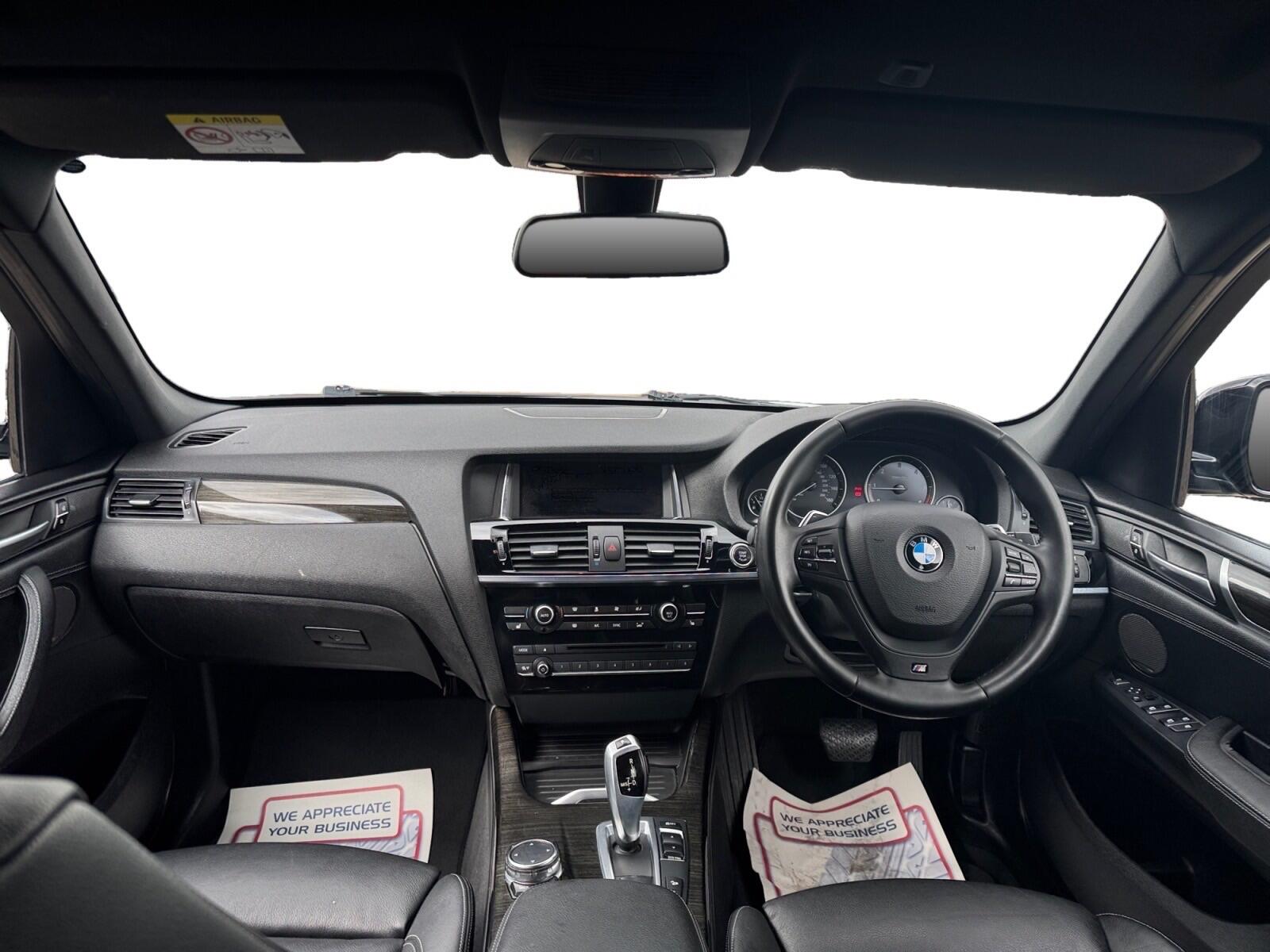 BMW X3 view 11