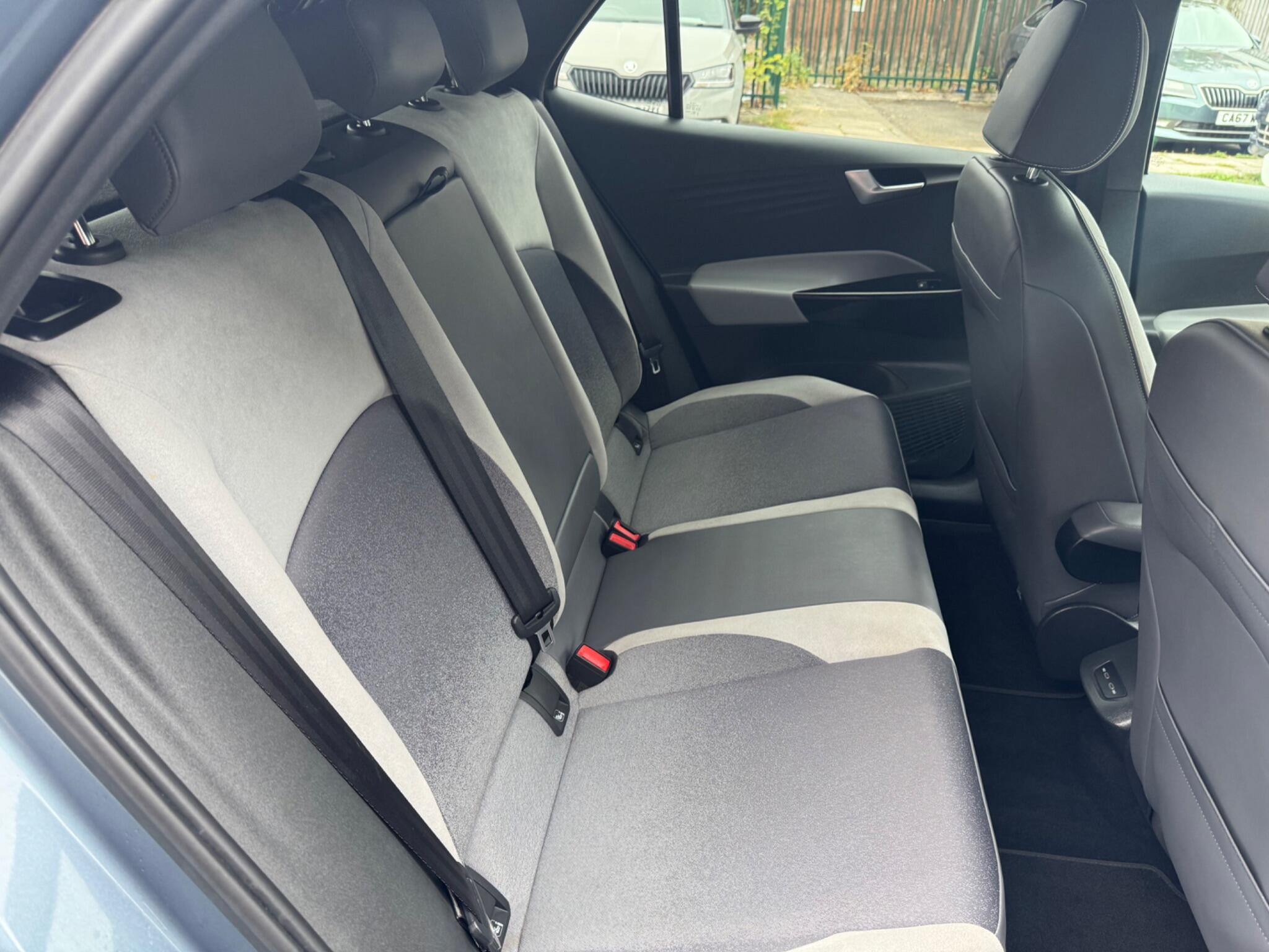 Volkswagen ID.3 view 15