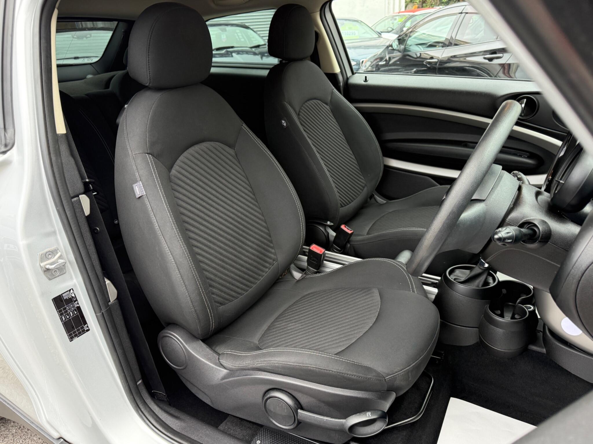 MINI Paceman - Image 30