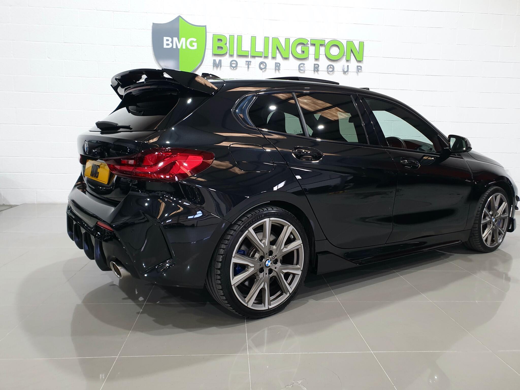 BMW 1 Series view 18