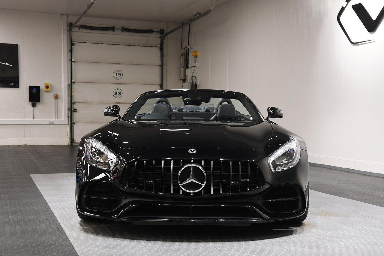 Mercedes-Benz AMG GT view 32