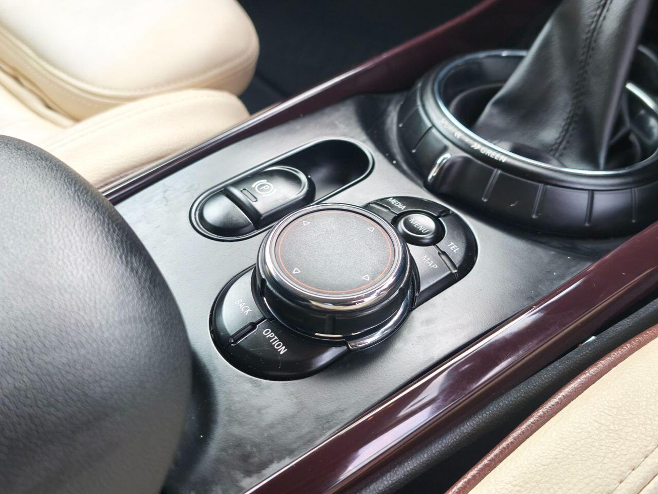 Mini Clubman view 28