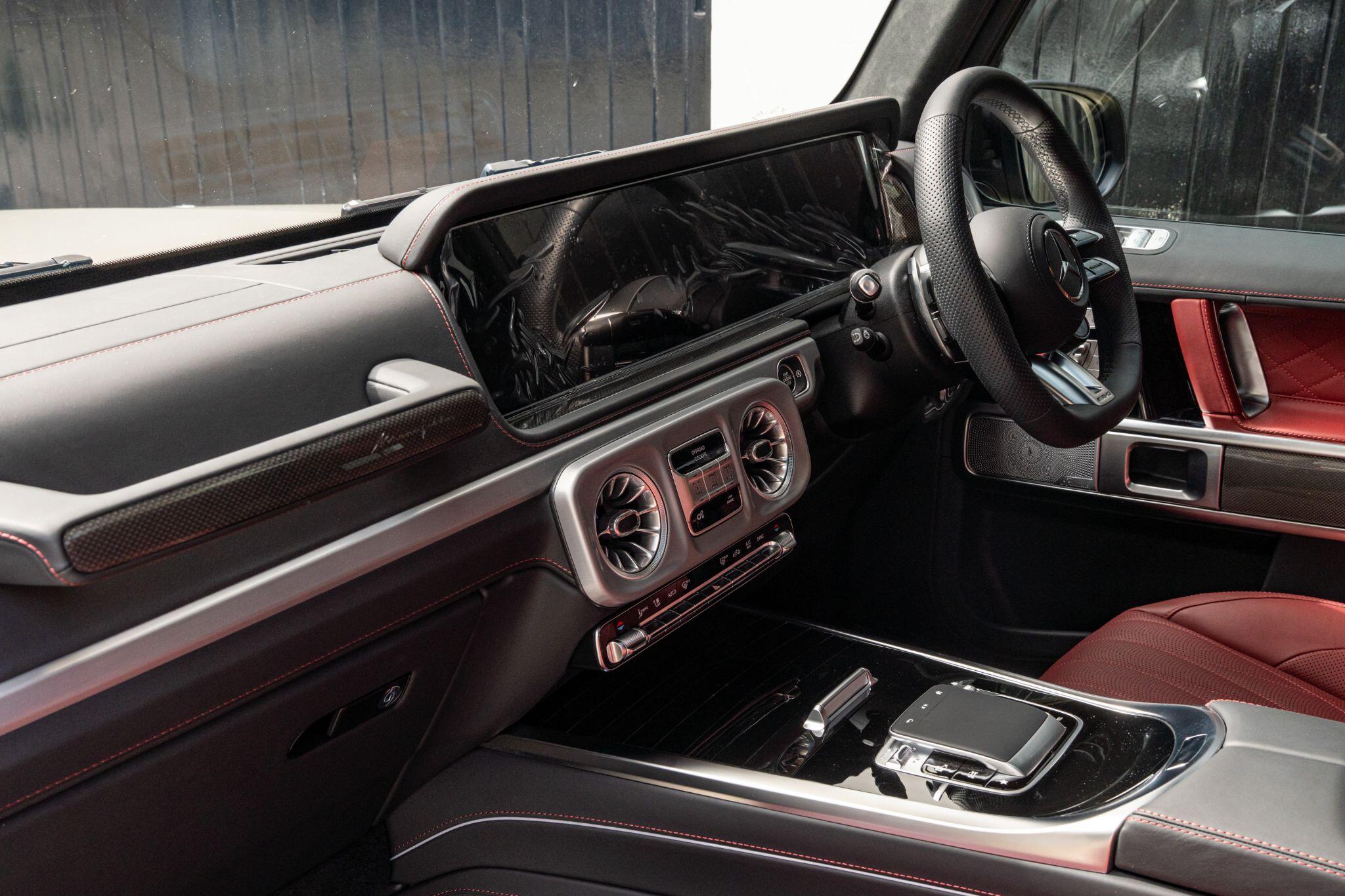Mercedes-Benz G-Class view 20