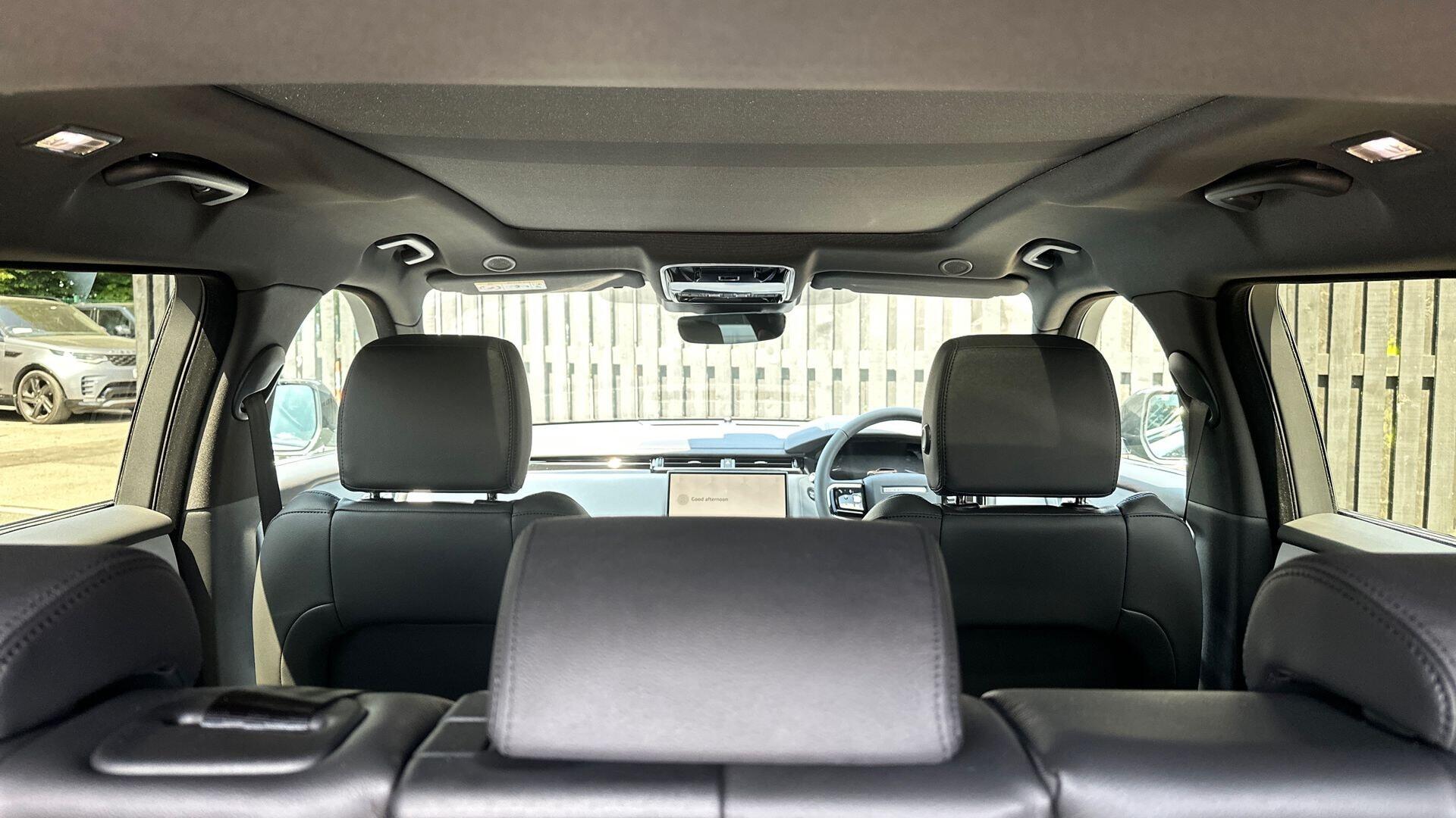 Land Rover Range Rover Velar view 30
