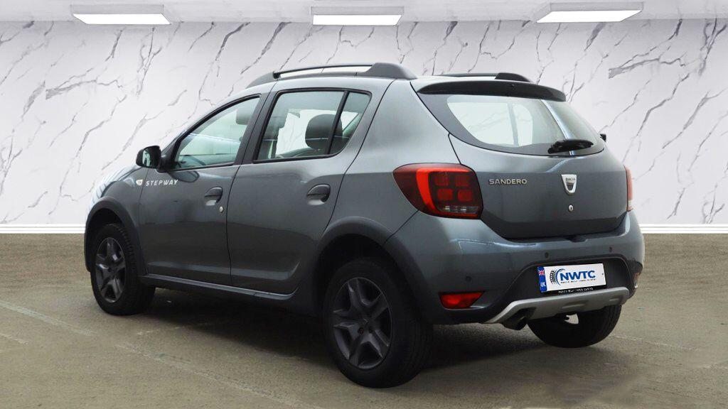 Dacia Sandero view 6
