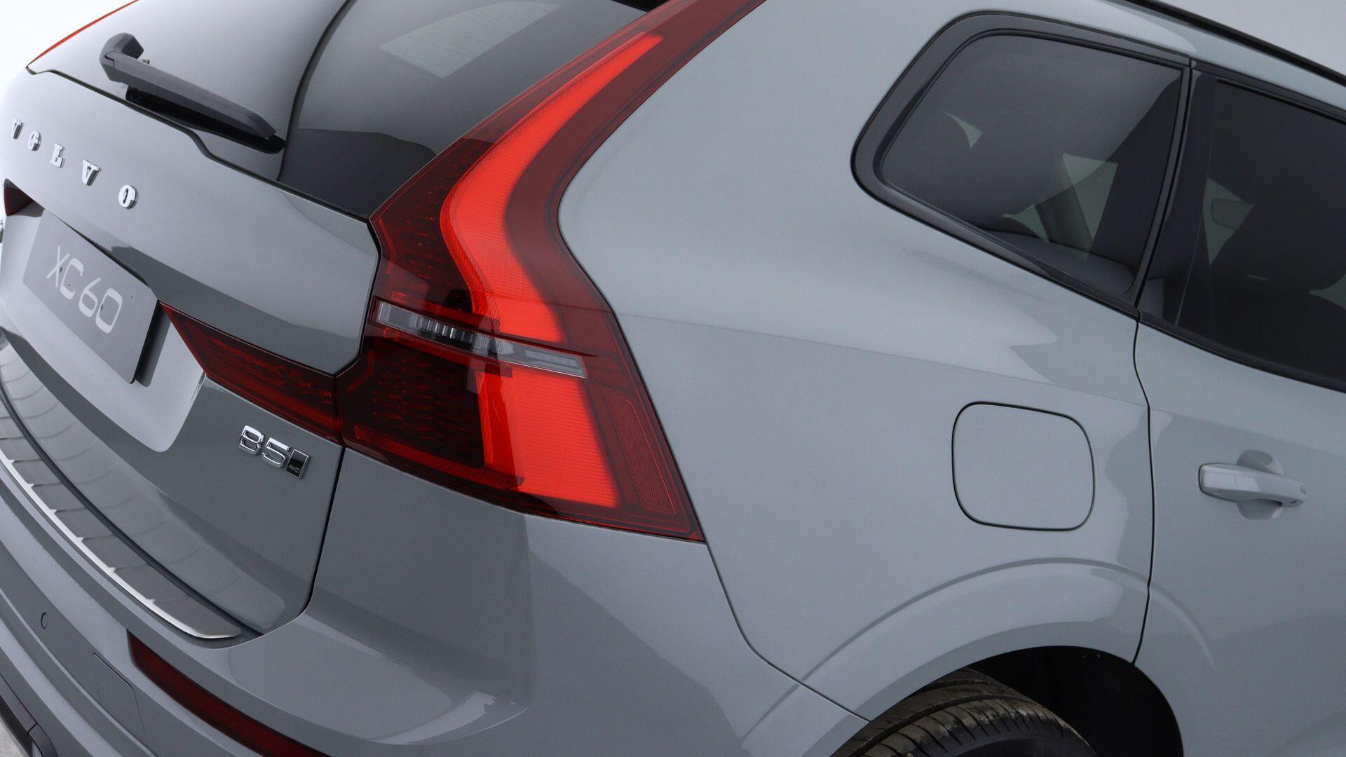 Volvo XC60 view 44