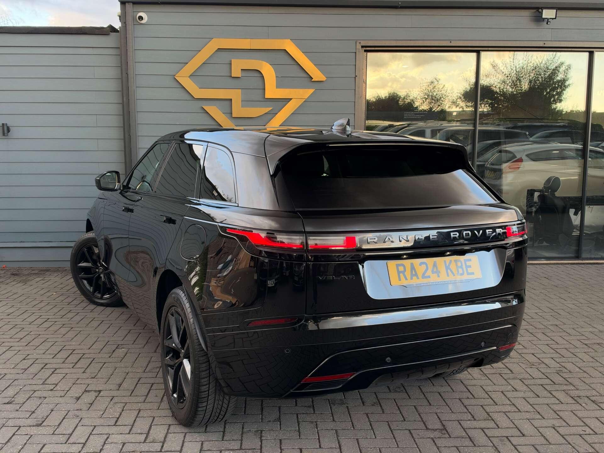 Land Rover Range Rover Velar view 13