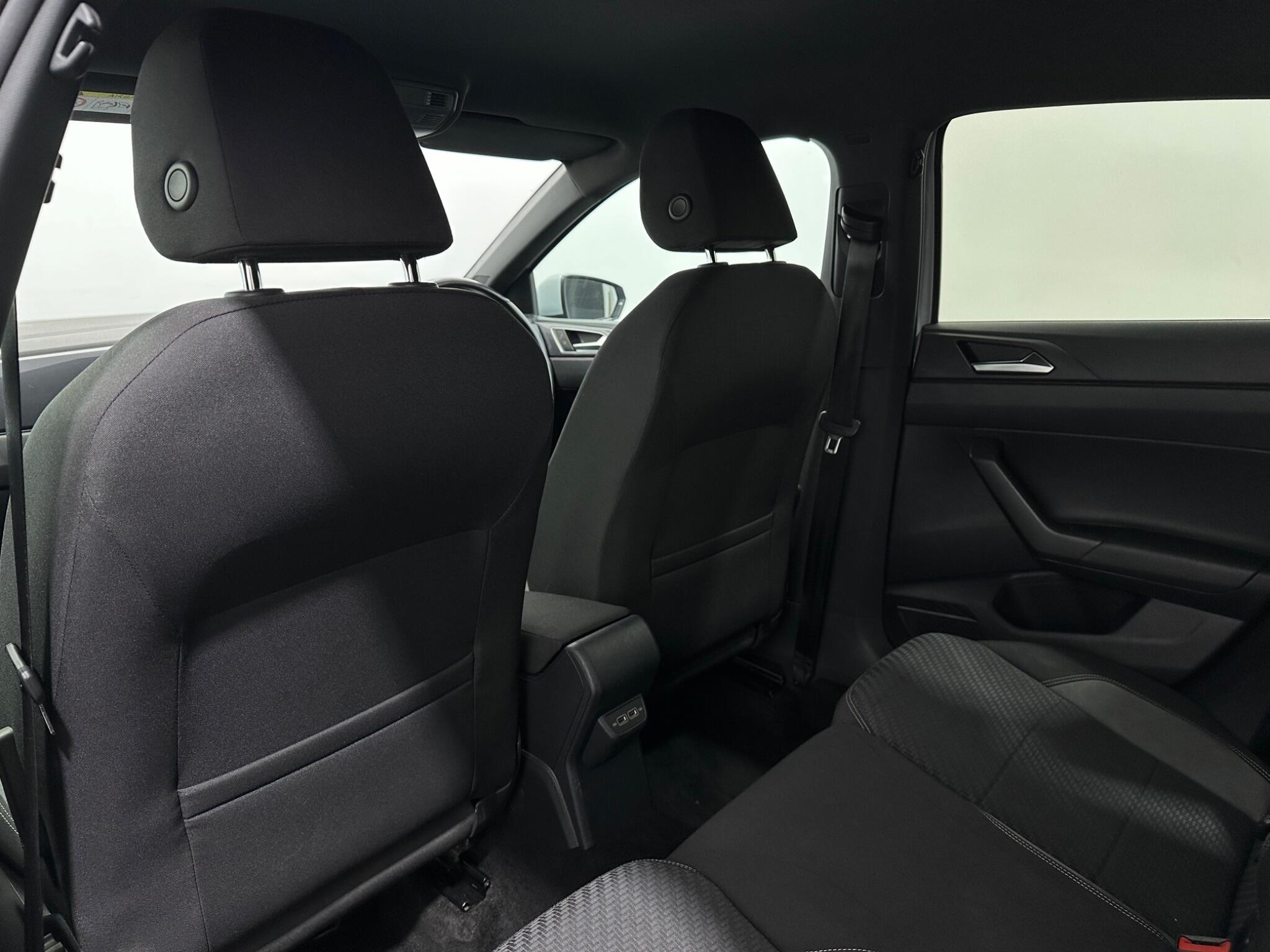 Volkswagen Polo view 37