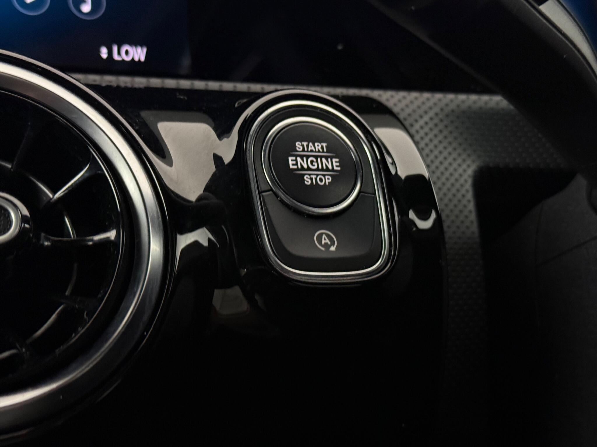 Mercedes-Benz A-Class view 21