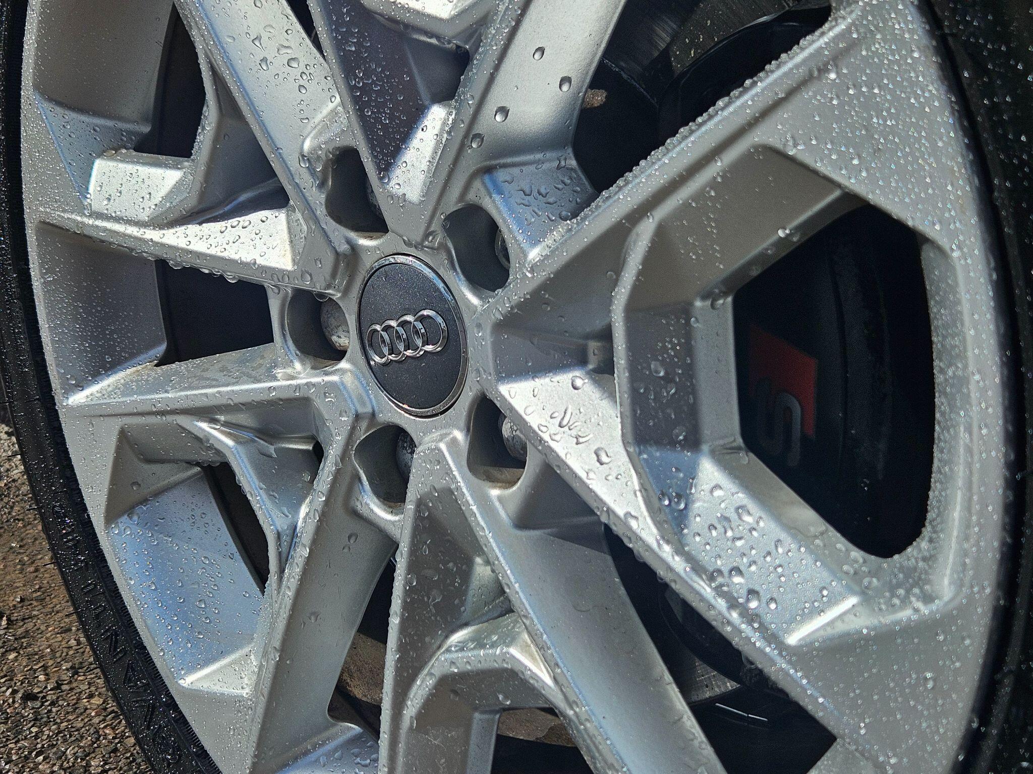 2019 Audi SQ2 image 56