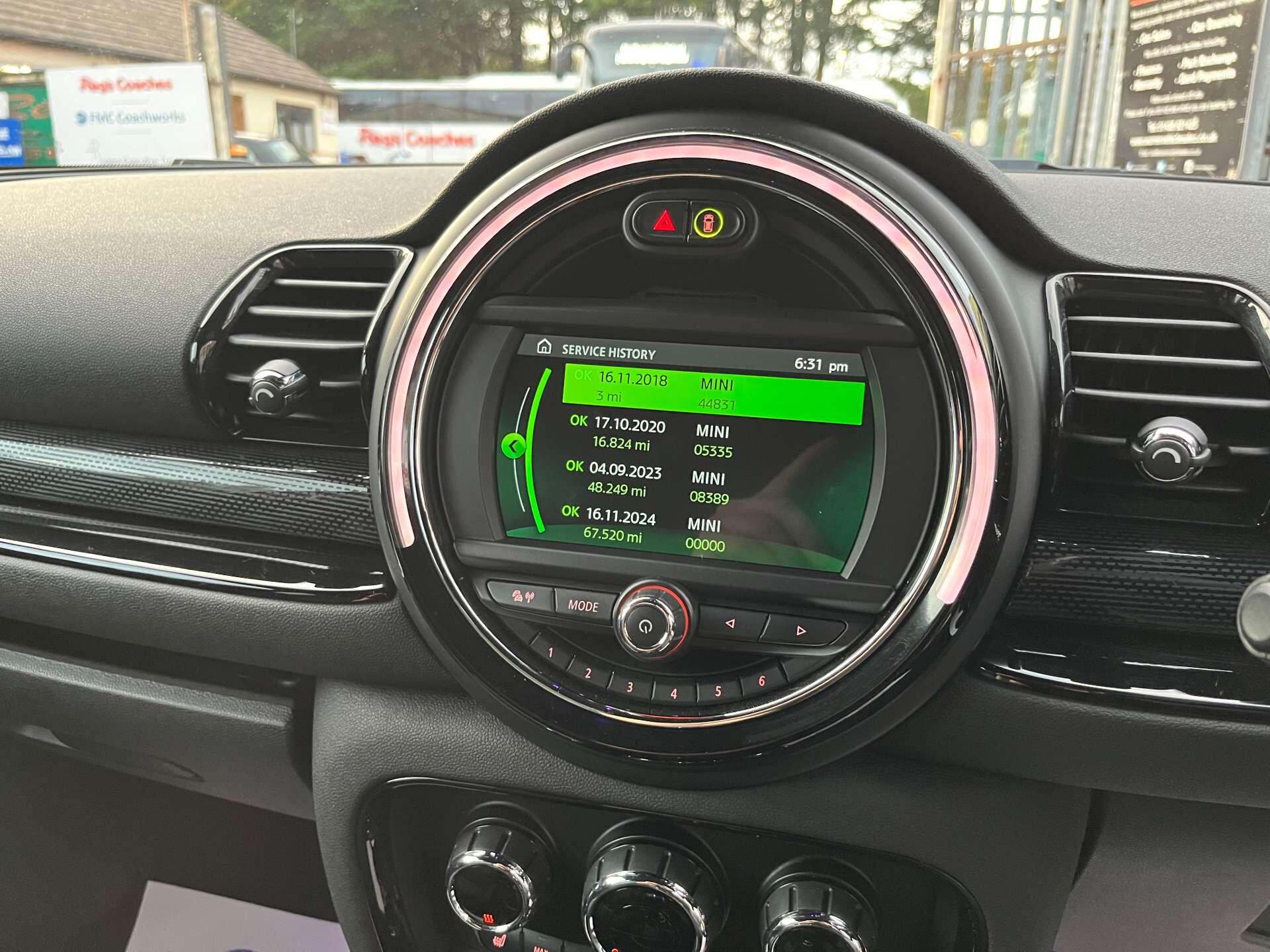 Mini Clubman view 41