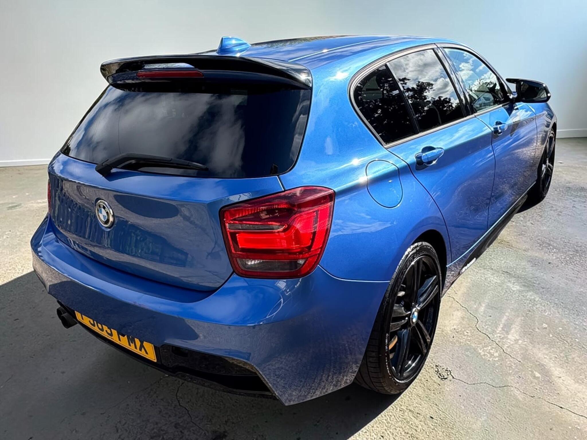 BMW 1 Series view 10