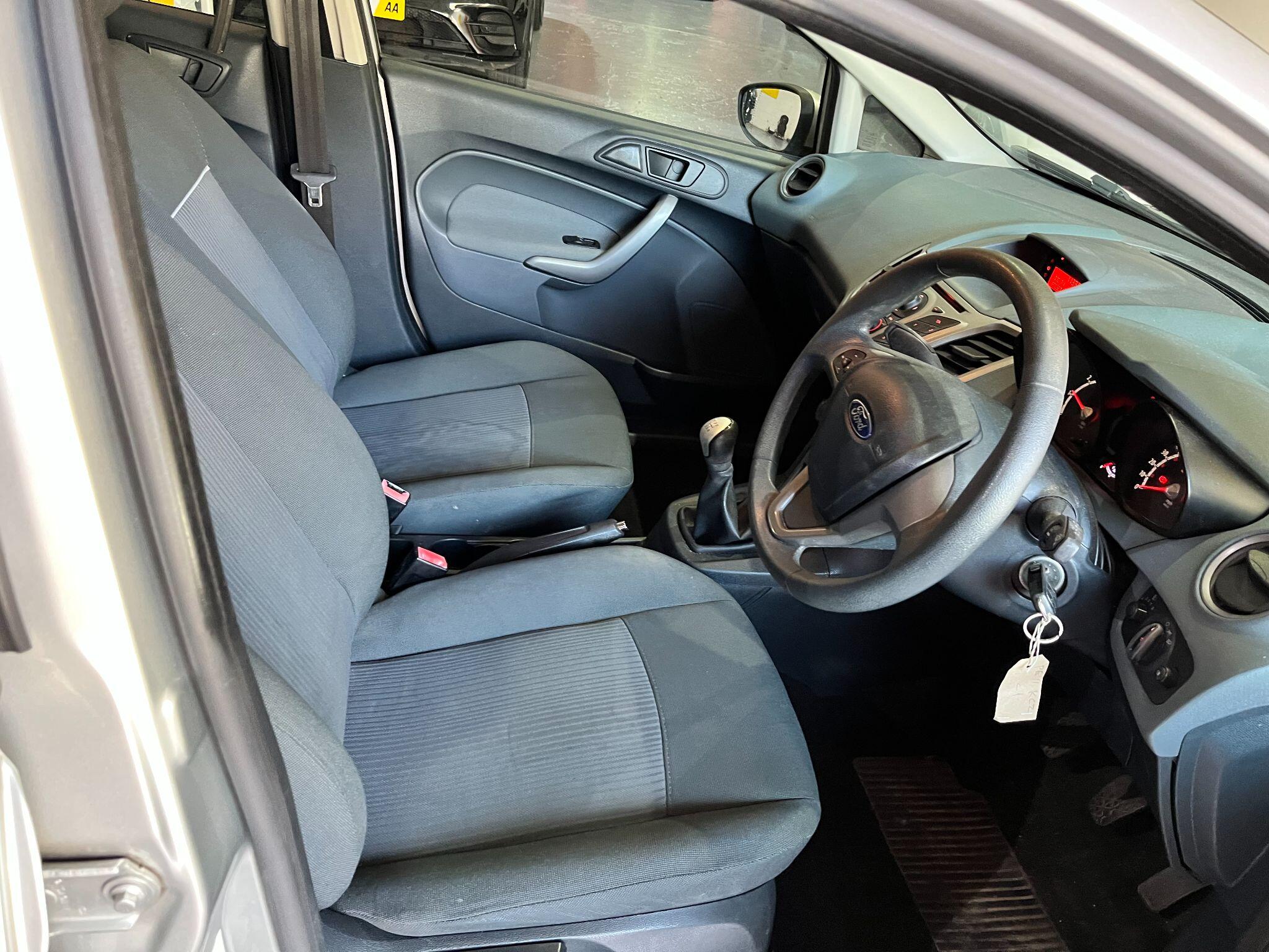Ford Fiesta view 15