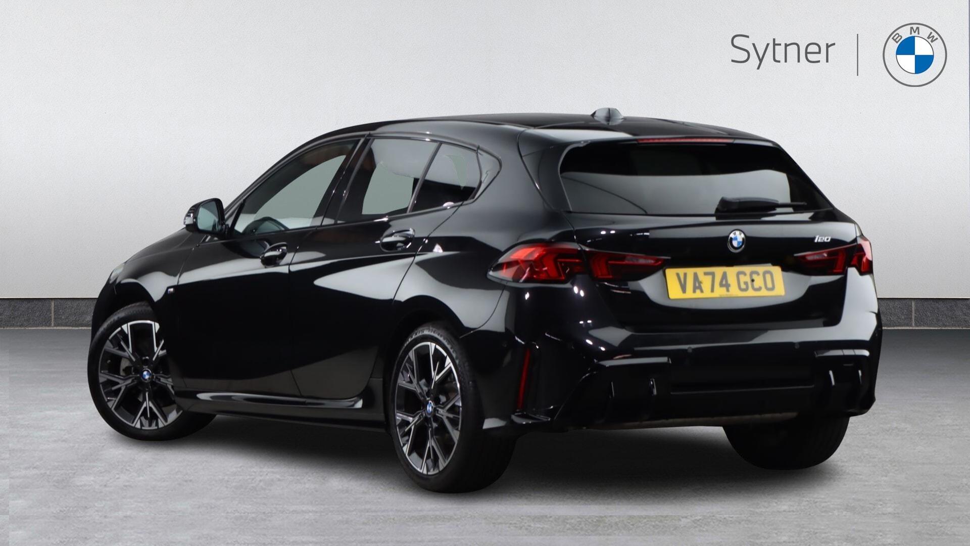 BMW 1 Series view 2