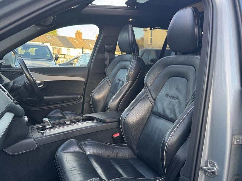 2017 Volvo XC90 image 30