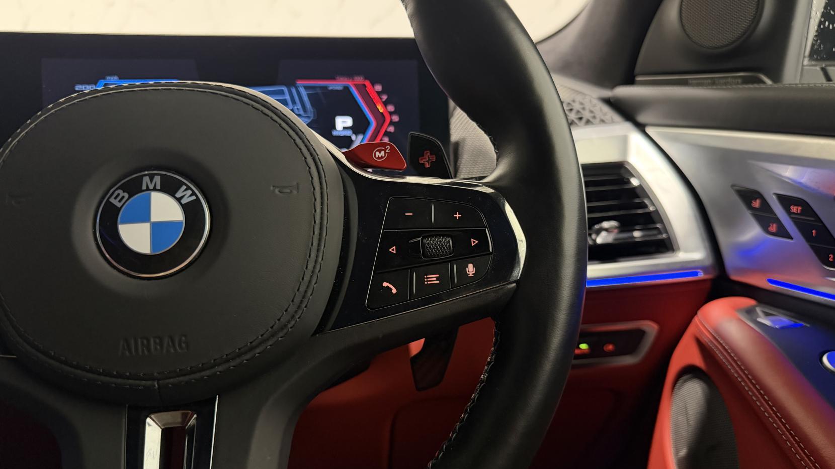 BMW XM view 18