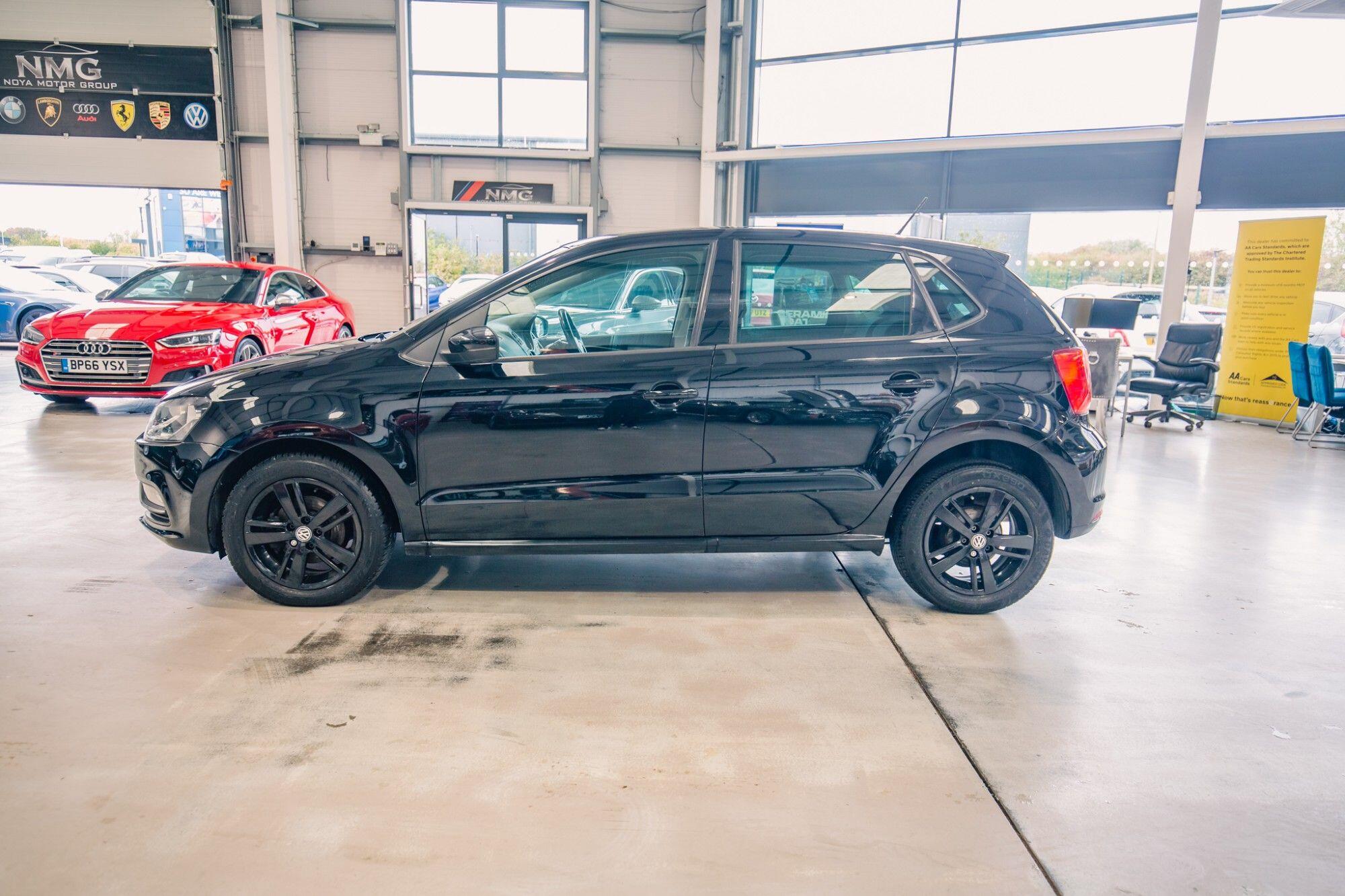 Volkswagen Polo view 22