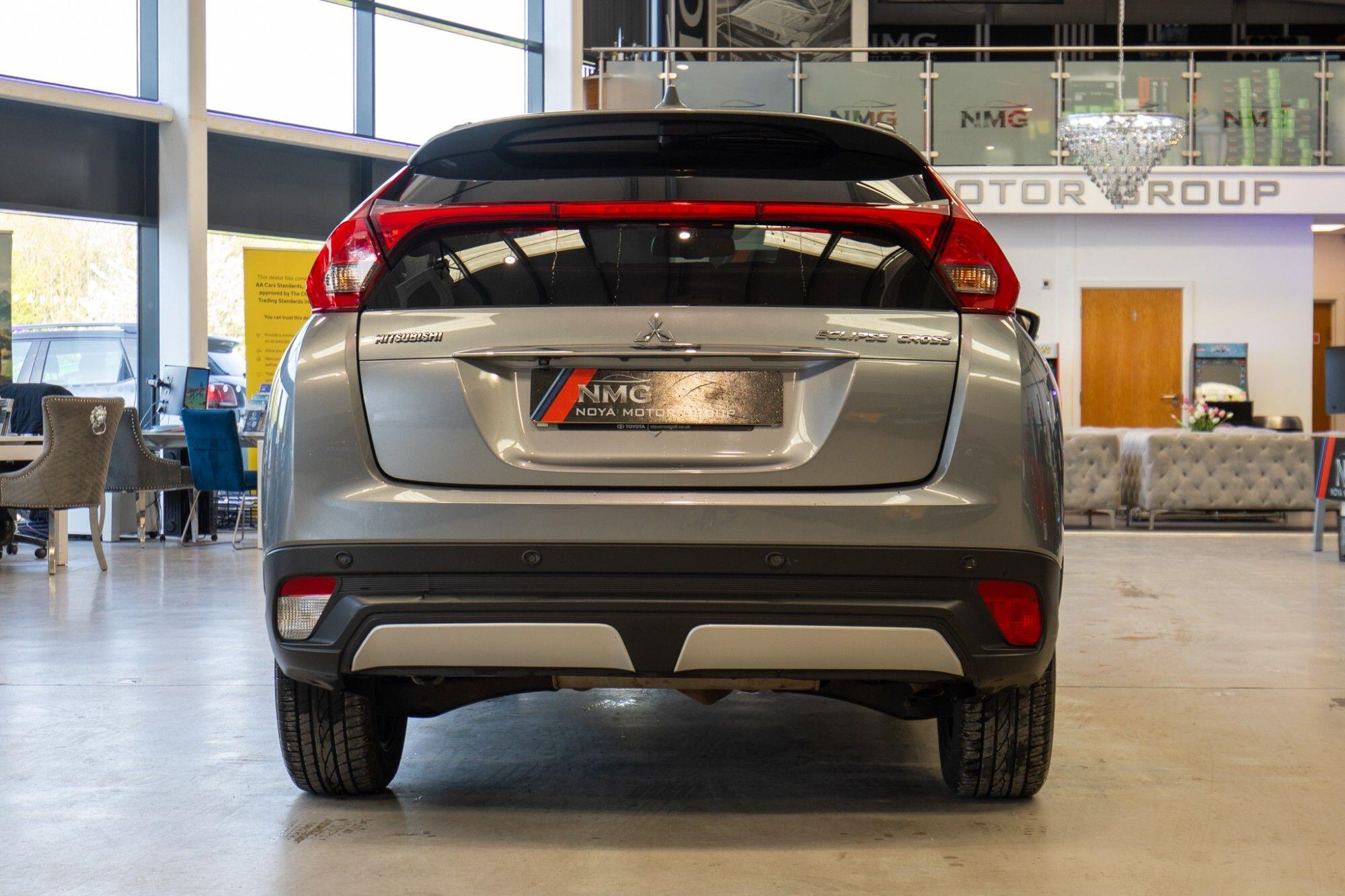 Mitsubishi Eclipse Cross view 26