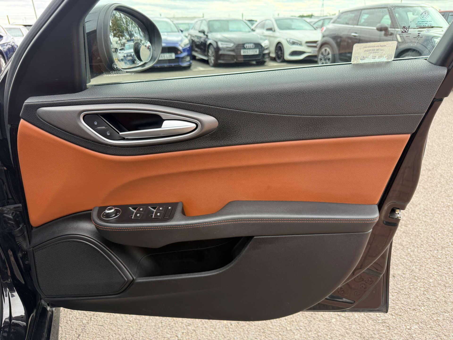 Alfa Romeo Giulia view 32