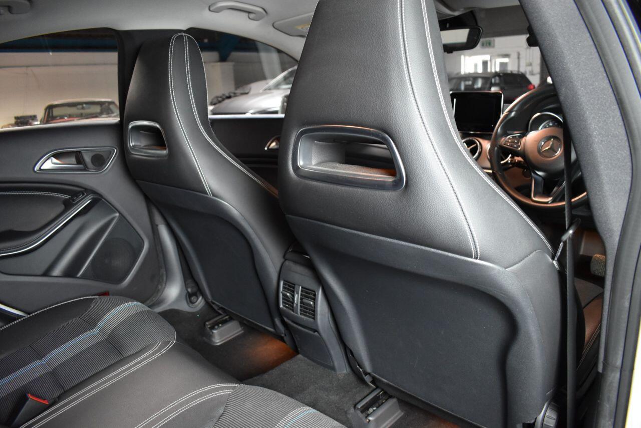 Mercedes-Benz Cla view 18