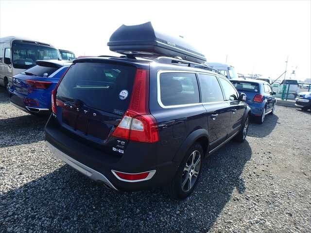 Volvo XC70 view 33