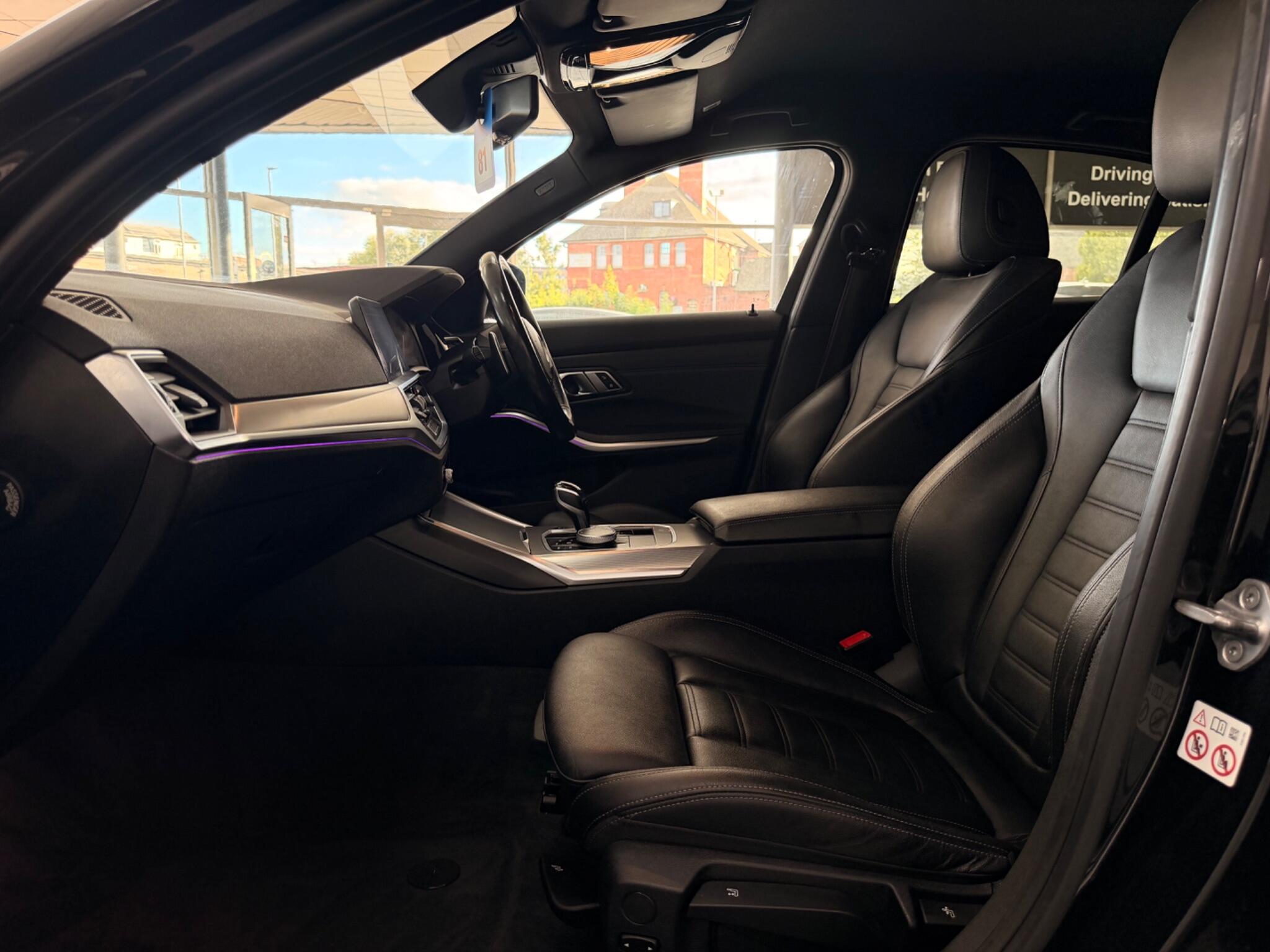 BMW 3 Series view 37
