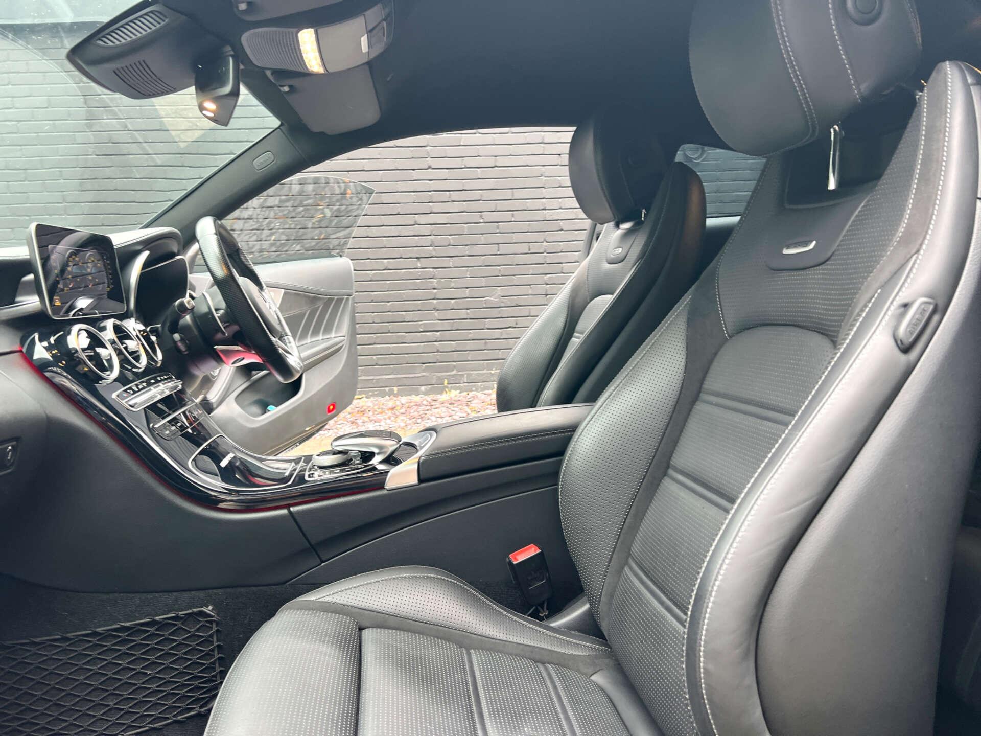 Mercedes-Benz C Class view 51