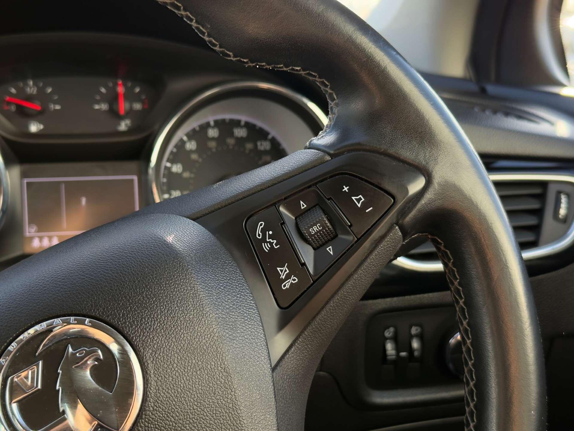 Vauxhall Astra view 25