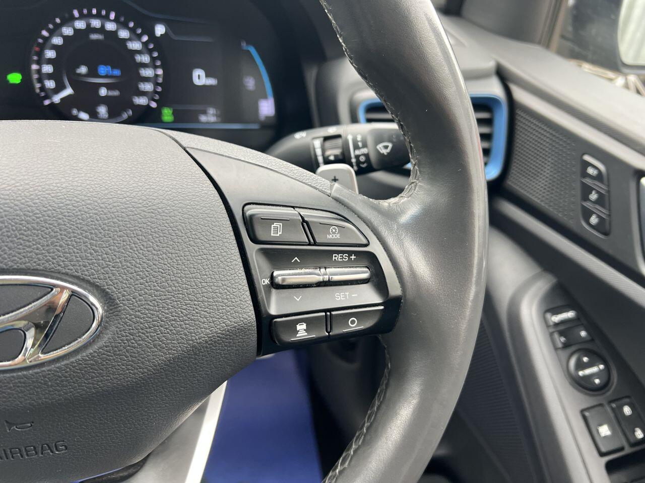 Hyundai Ioniq view 59