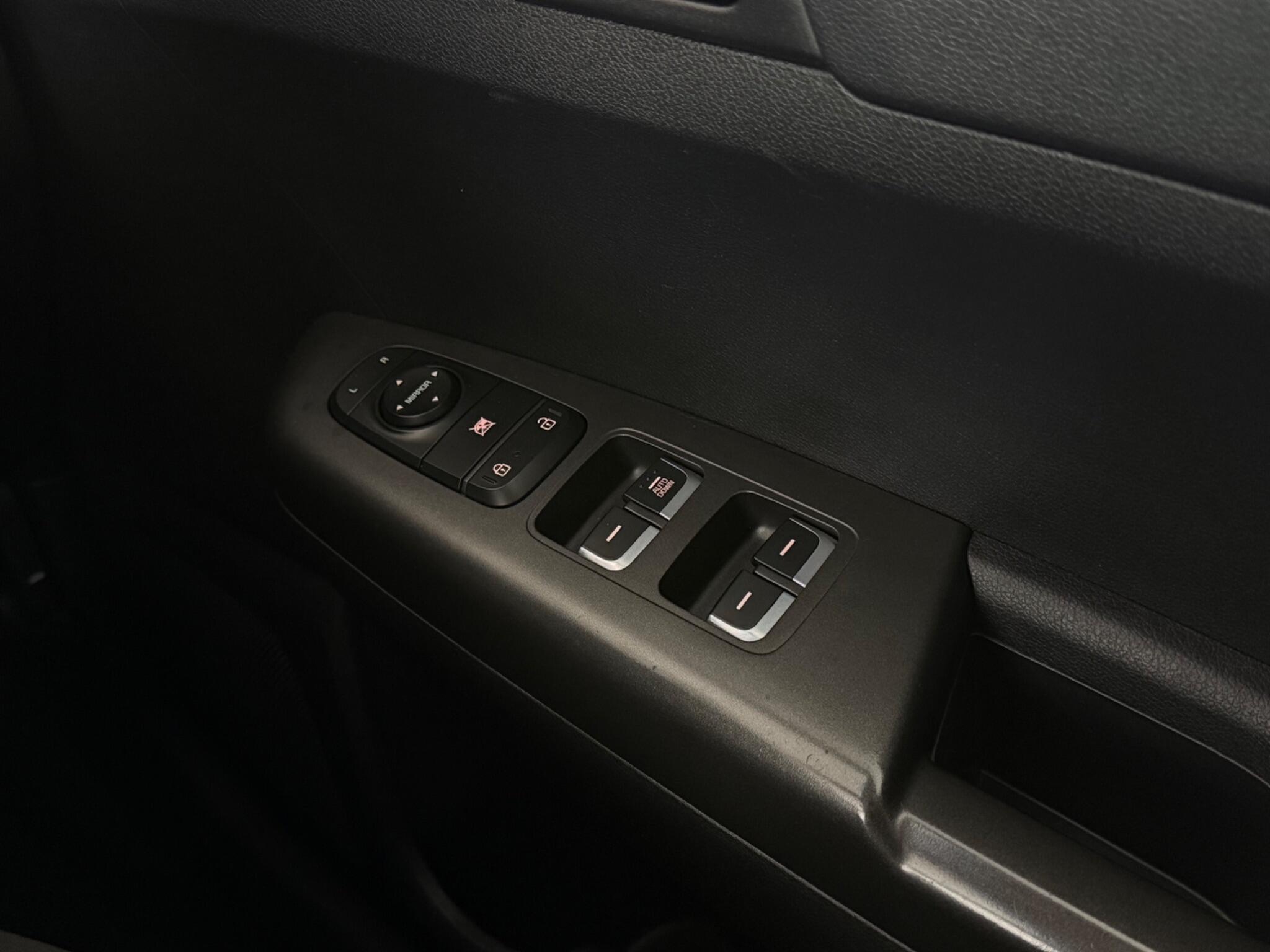 Kia Sportage view 20