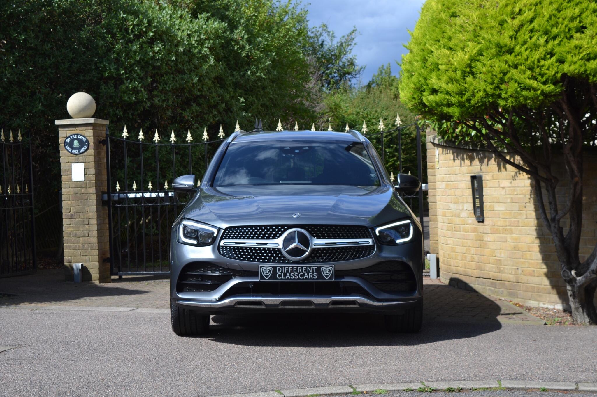 Mercedes-Benz GLC view 30