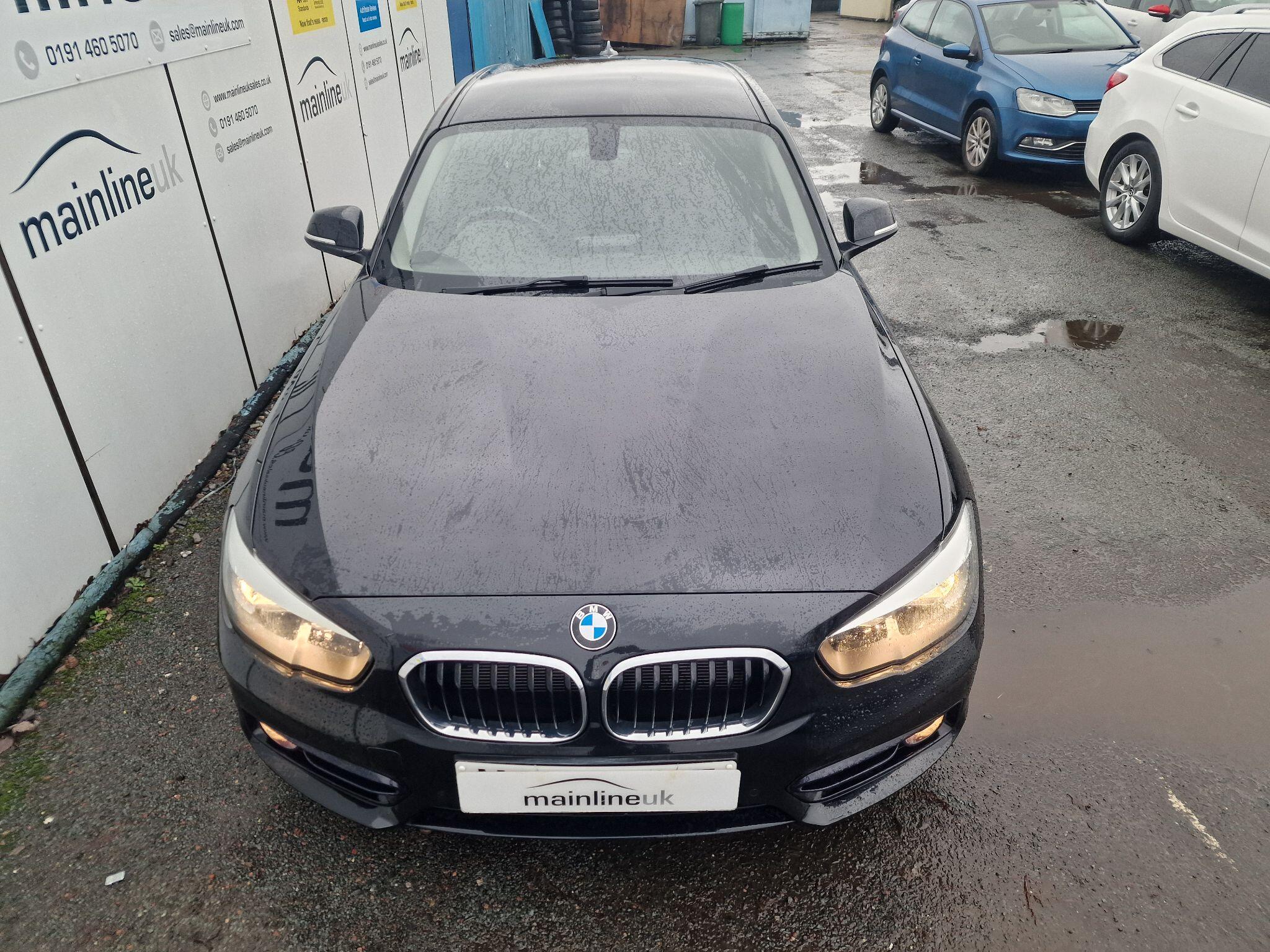 BMW 1 Series view 2