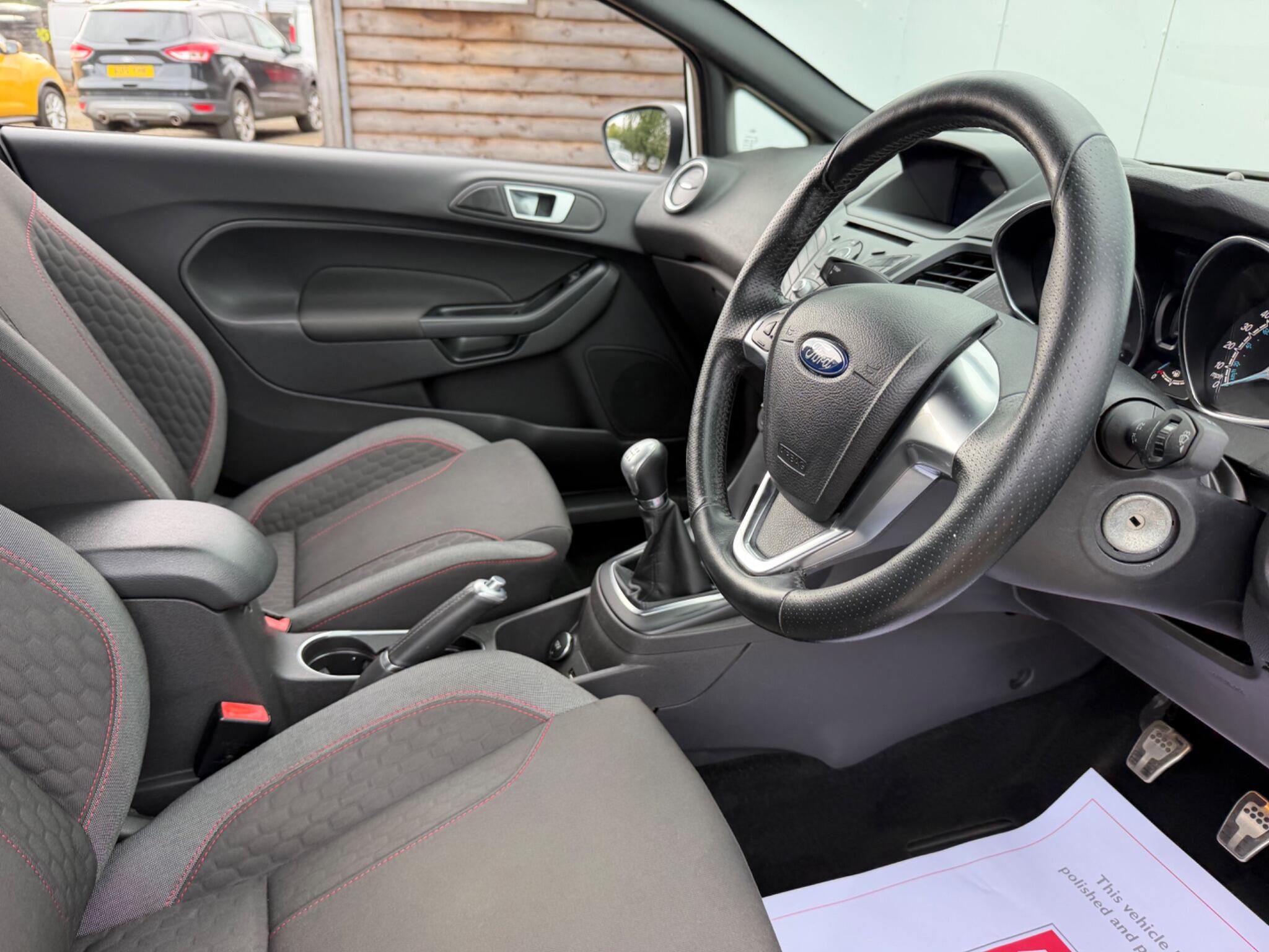 Ford Fiesta view 15