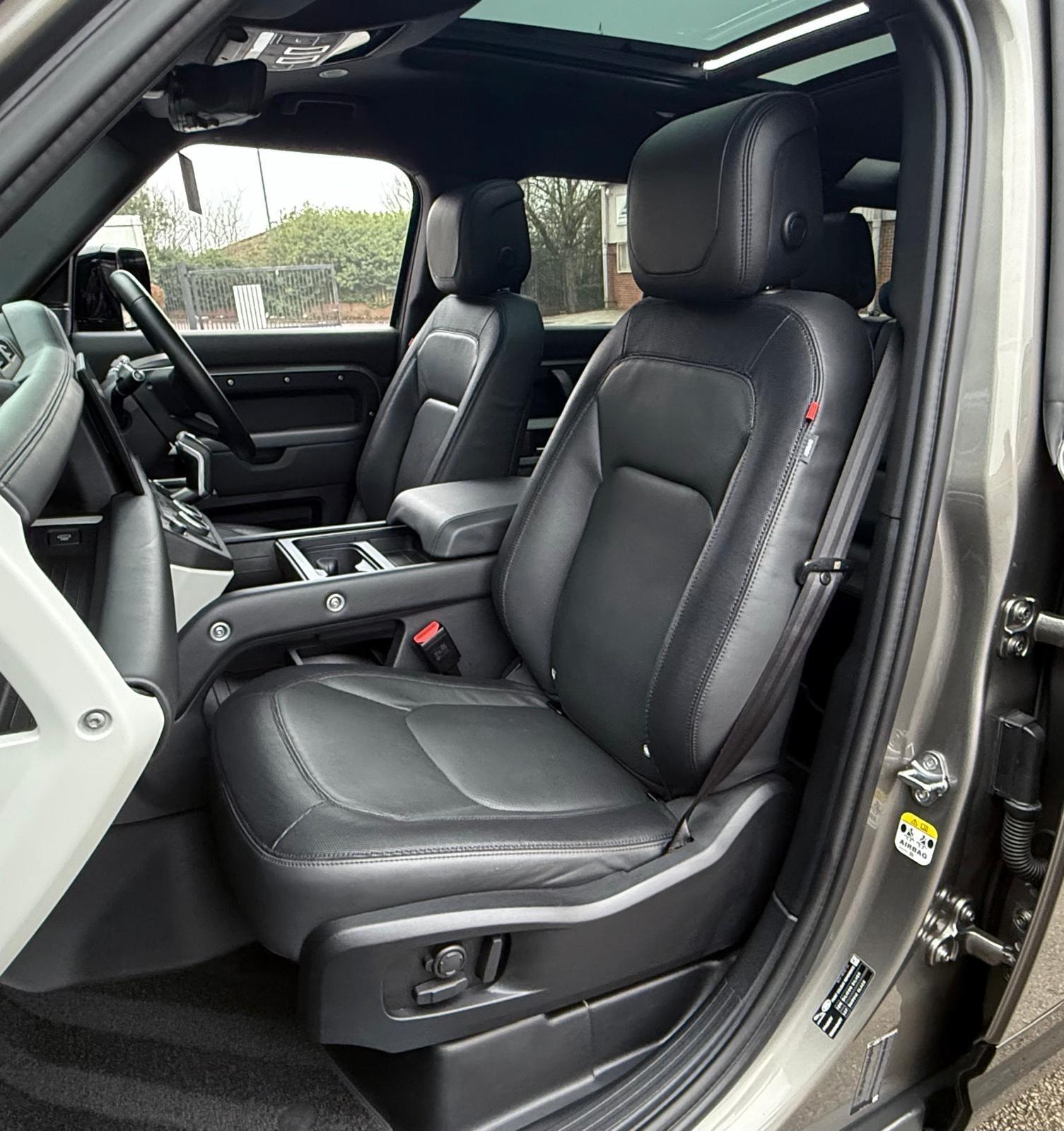 Land Rover Defender view 47