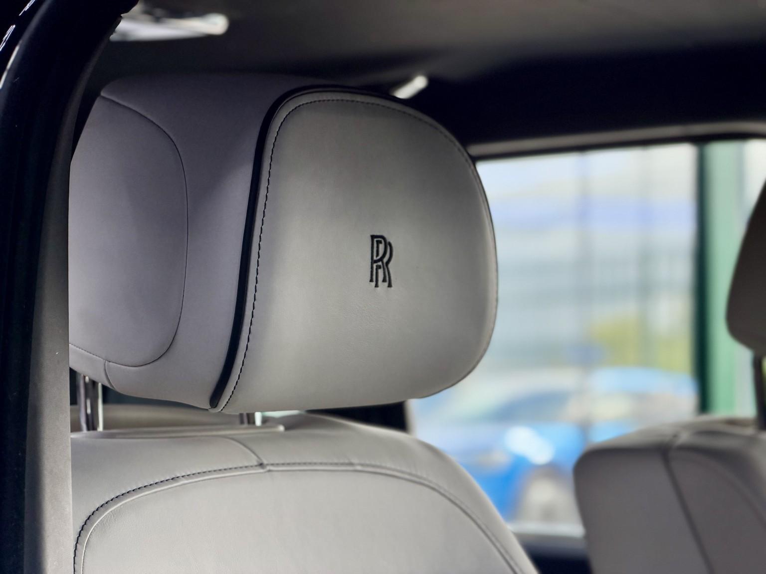 Rolls-Royce Cullinan view 50