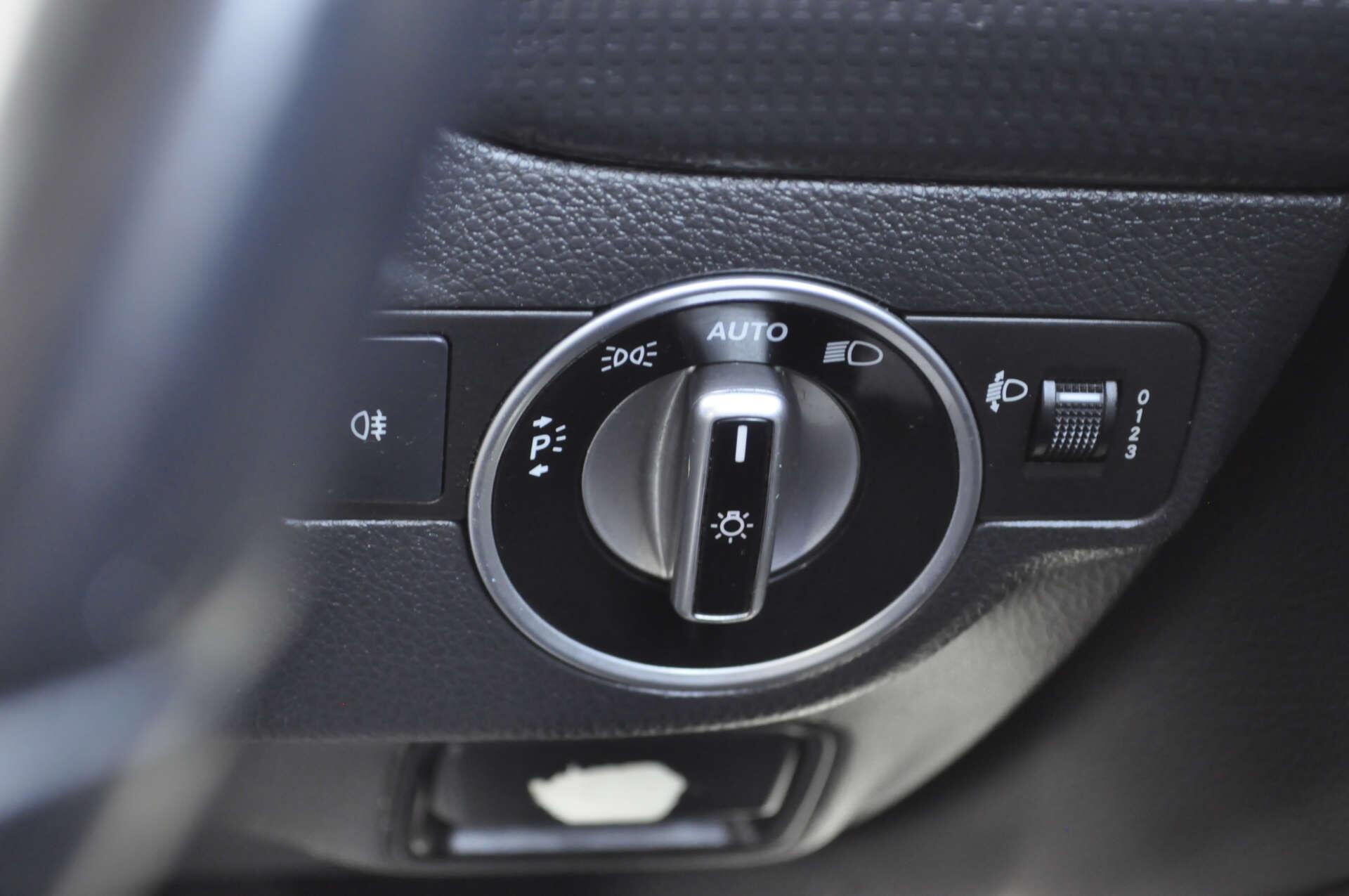 Mercedes-Benz A-Class view 23