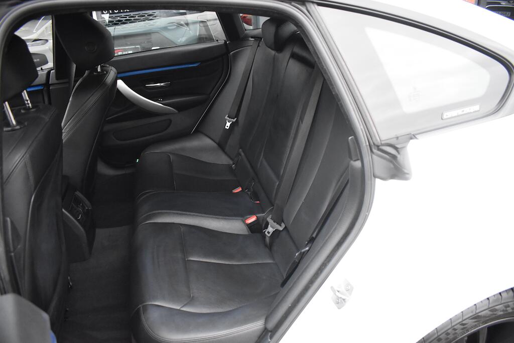 BMW 4 Series view 13