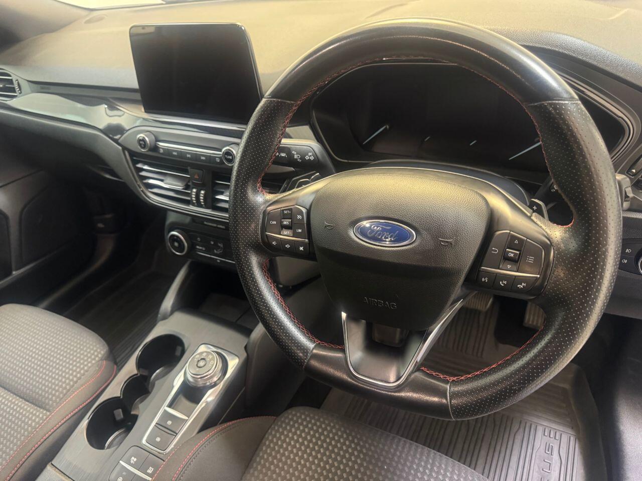 Ford Focus view 65