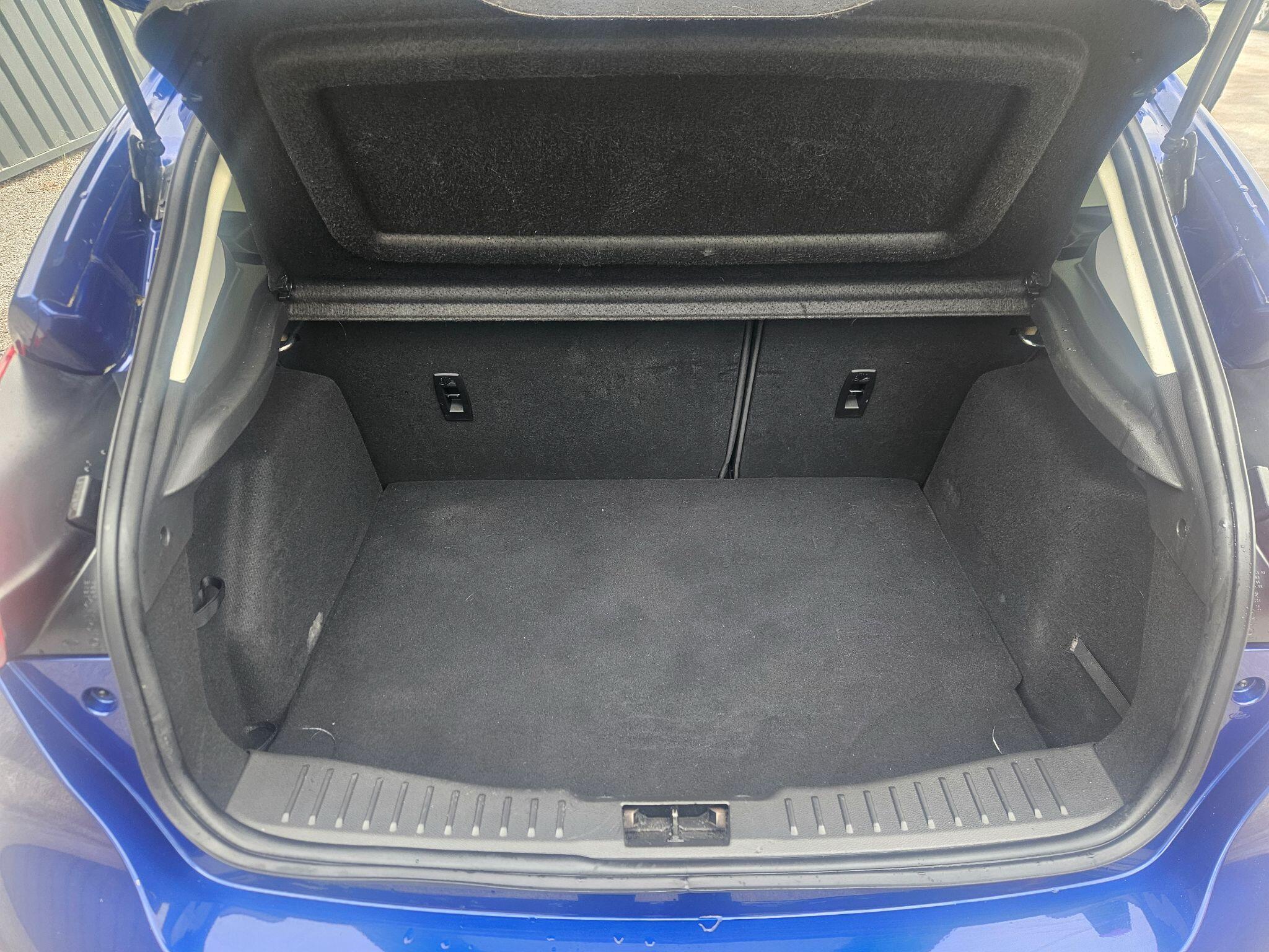 2017 Ford Focus image 54
