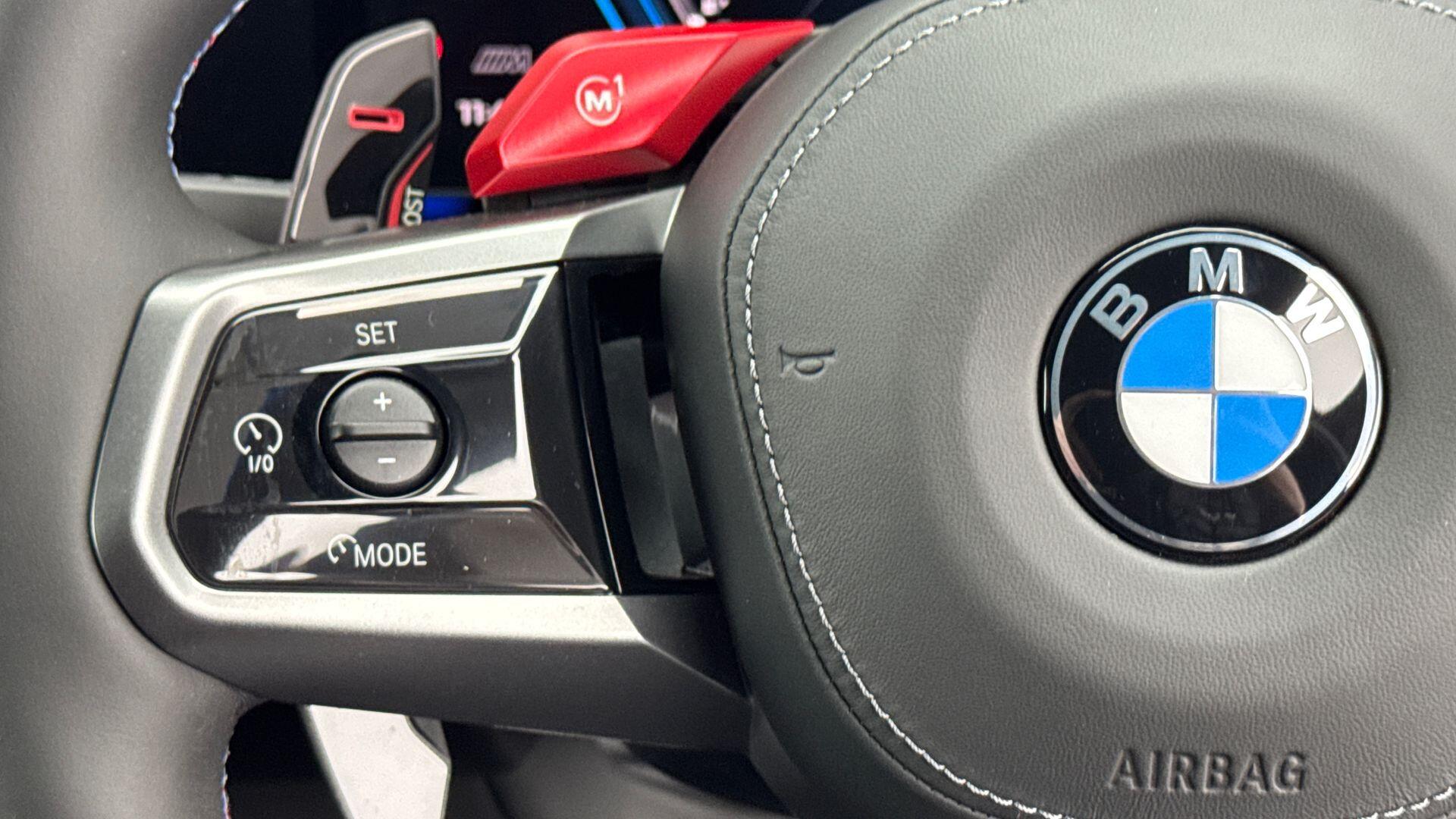 BMW M5 view 20