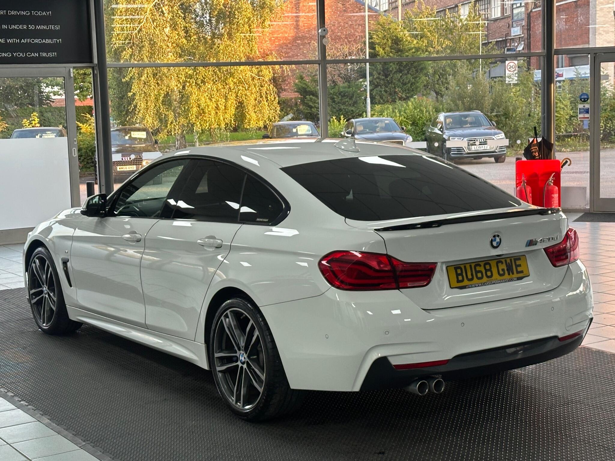 BMW 4 Series view 10