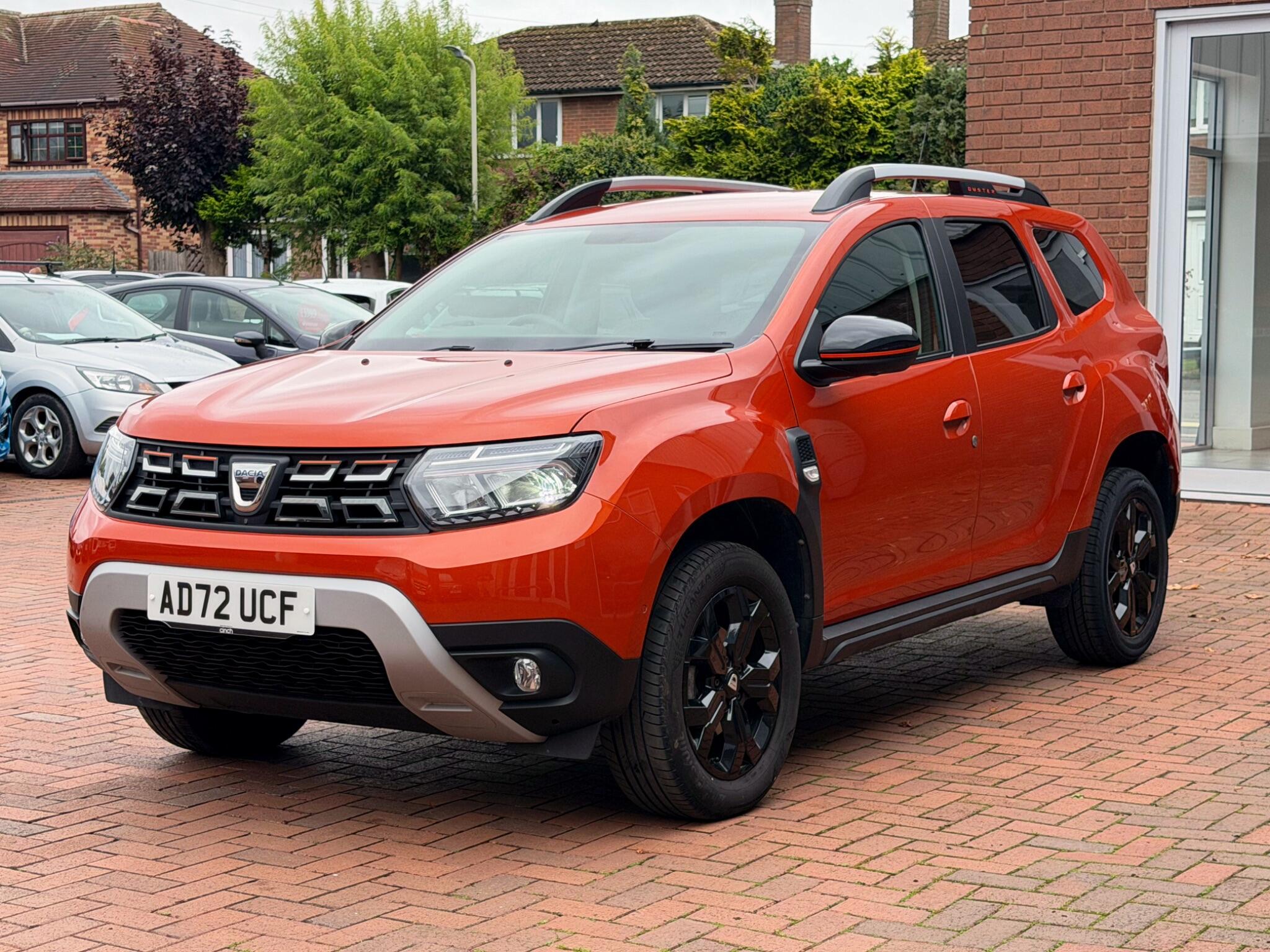 Dacia Duster view 32