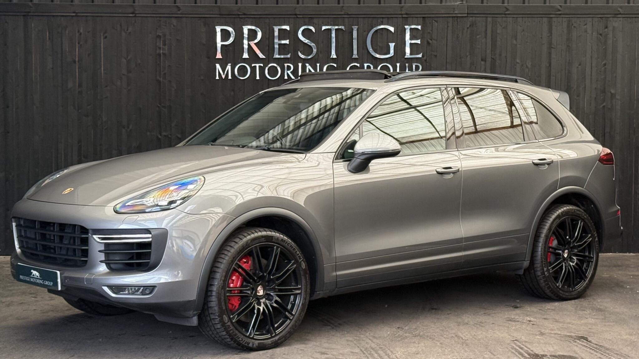 Porsche Cayenne view 6