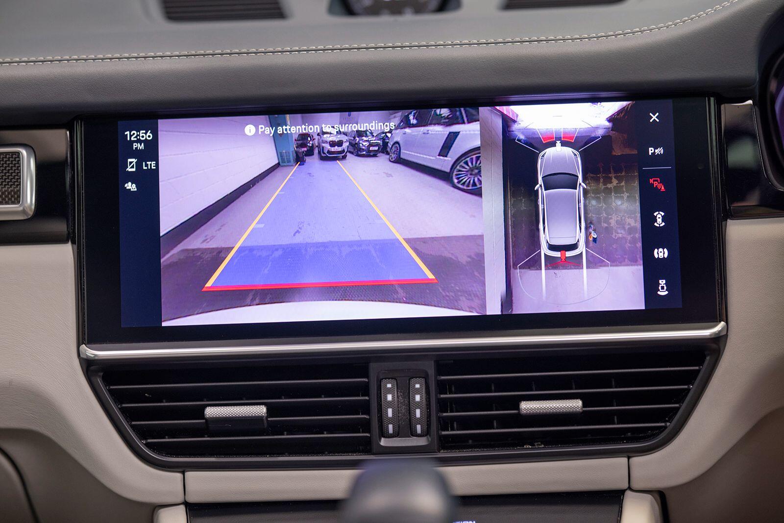Porsche Cayenne view 48