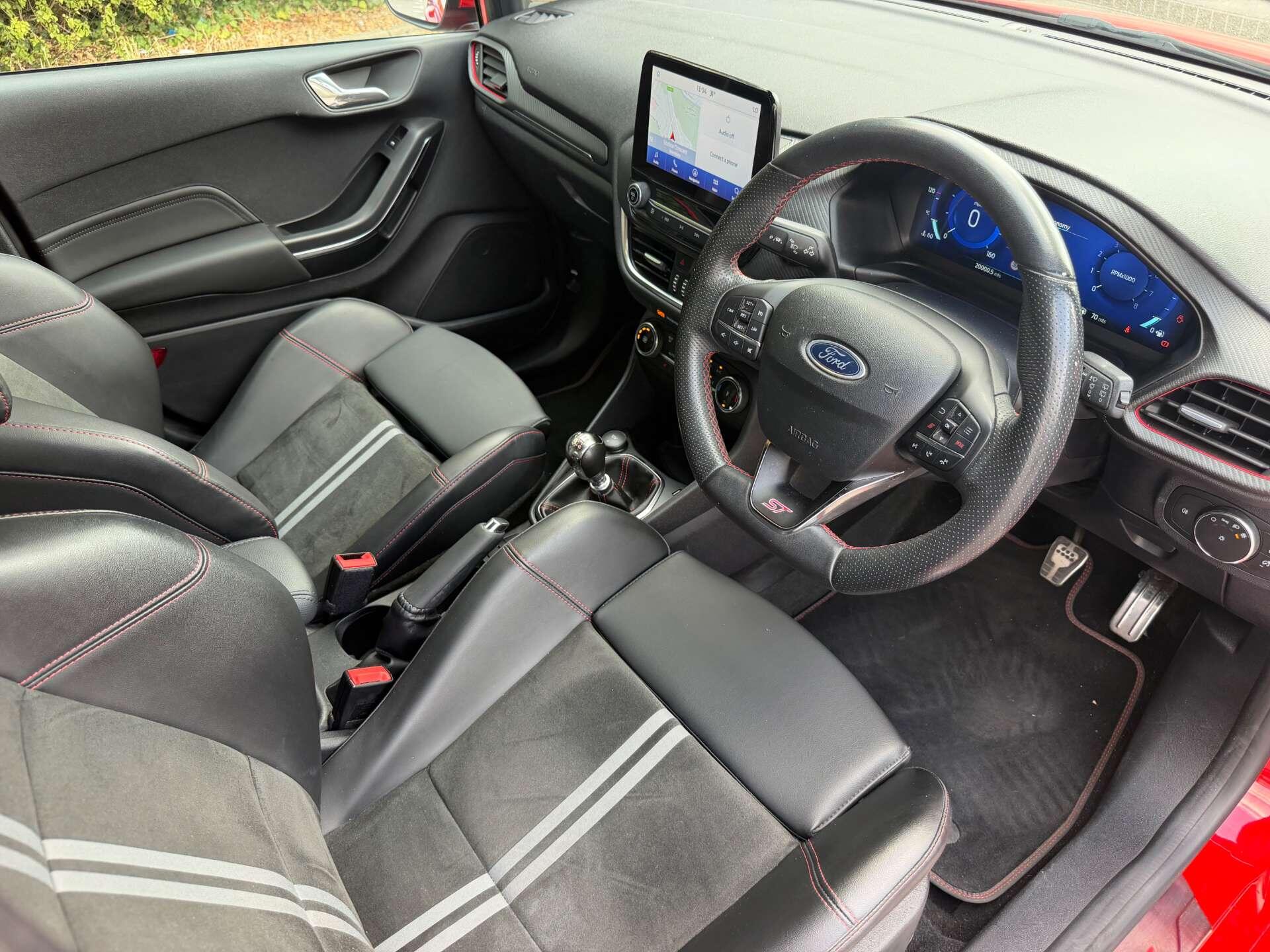 Ford Fiesta view 21